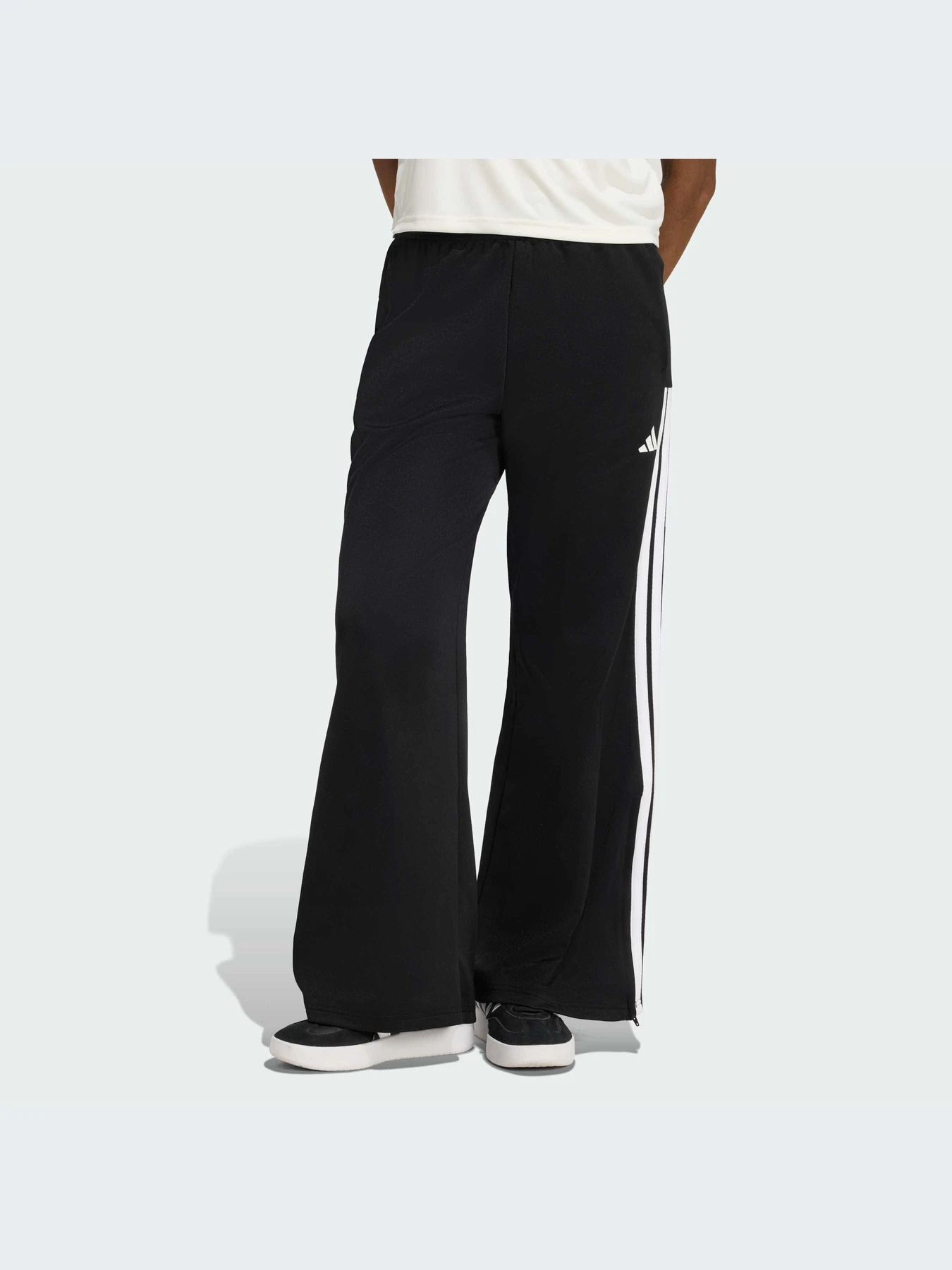 Брюки Adidas Tiro модель KD4299-KZ Брюки Adidas Tiro модель KD4299-KZ Фото
