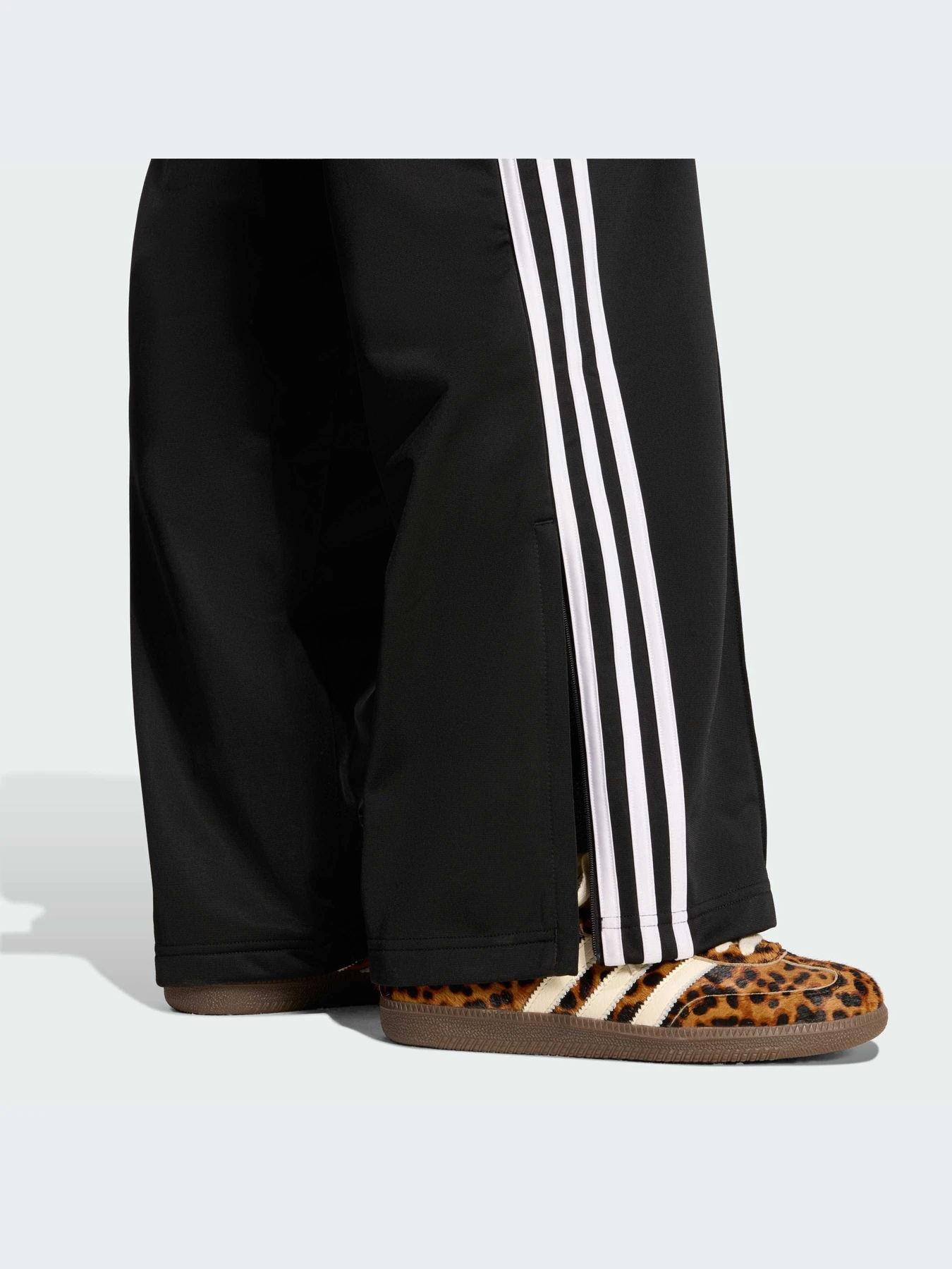 Брюки Adidas модель KD7976-KZ Брюки Adidas модель KD7976-KZ Фото