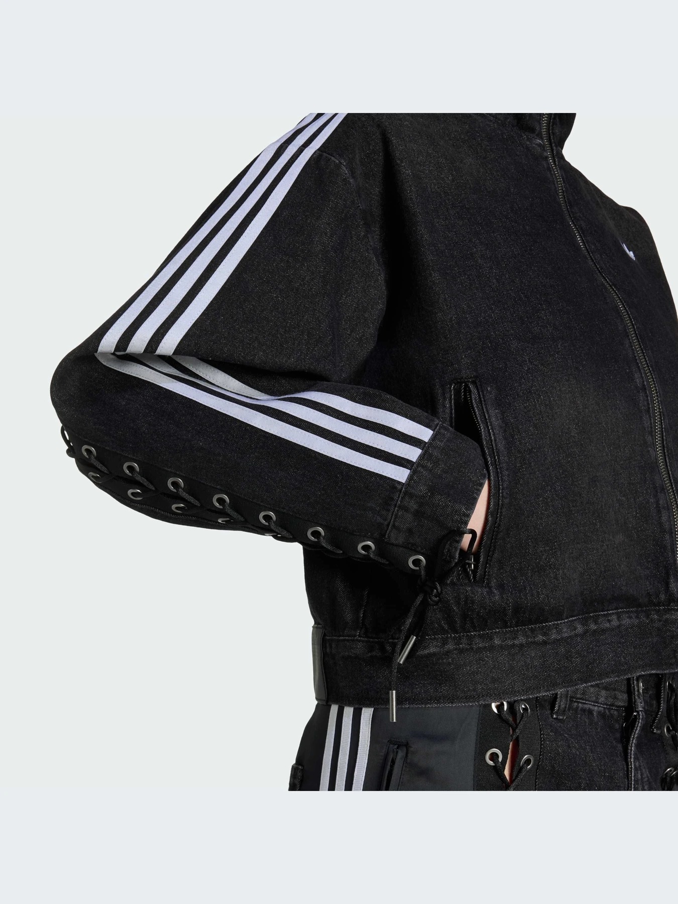 Куртки и дубленки Adidas модель KS1394-KZ Куртки и дубленки Adidas модель KS1394-KZ Фото