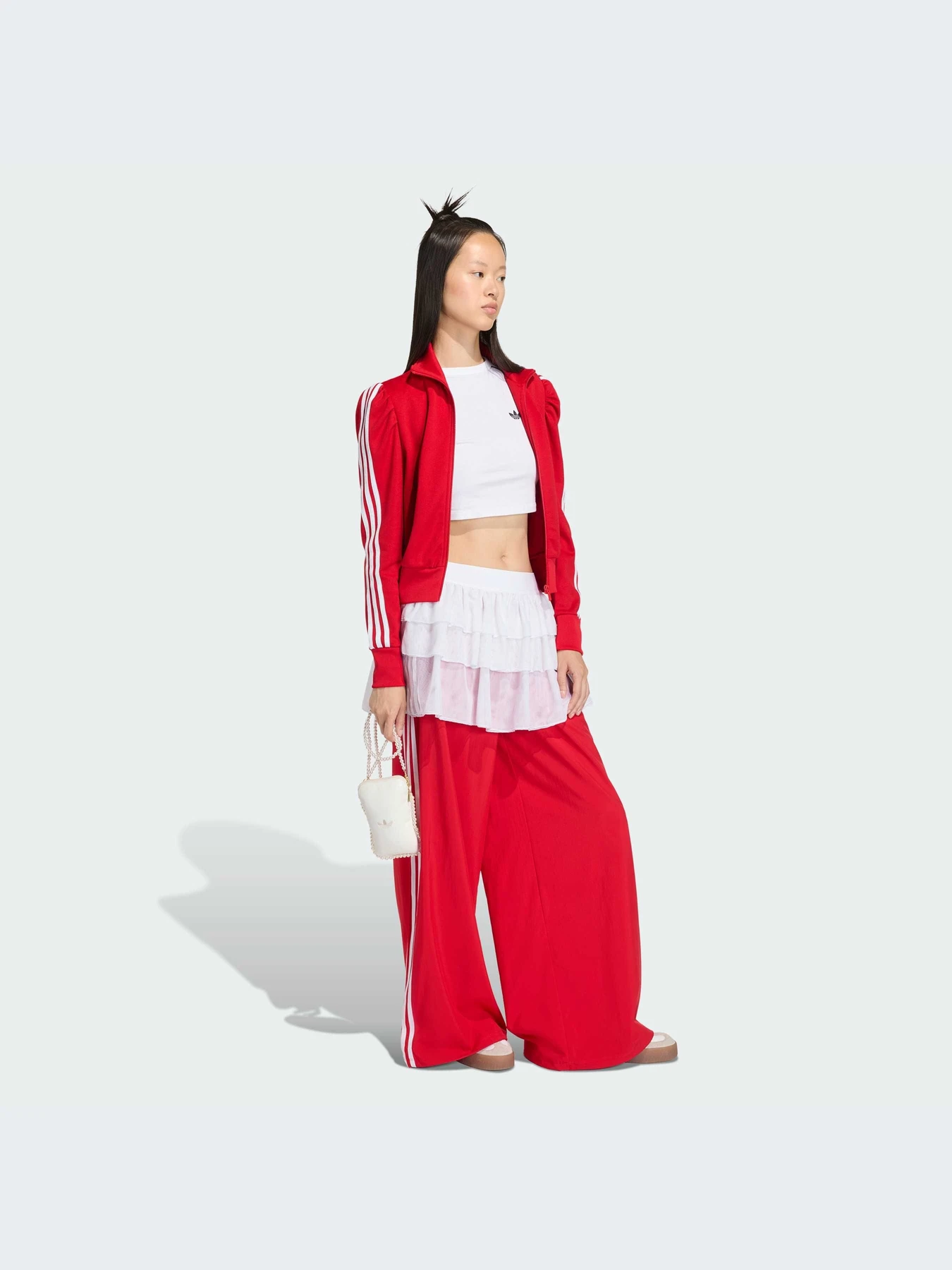 Худи и свитшоты Adidas модель KS1363-KZ Худи и свитшоты Adidas модель KS1363-KZ Фото
