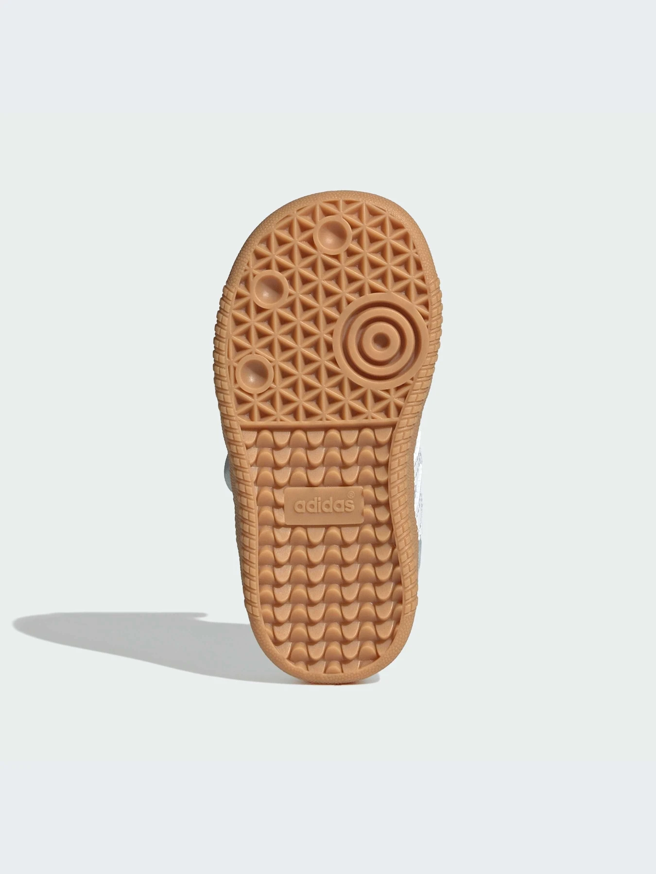Кроссовки Adidas модель IH1760-KZ Кроссовки Adidas модель IH1760-KZ Фото