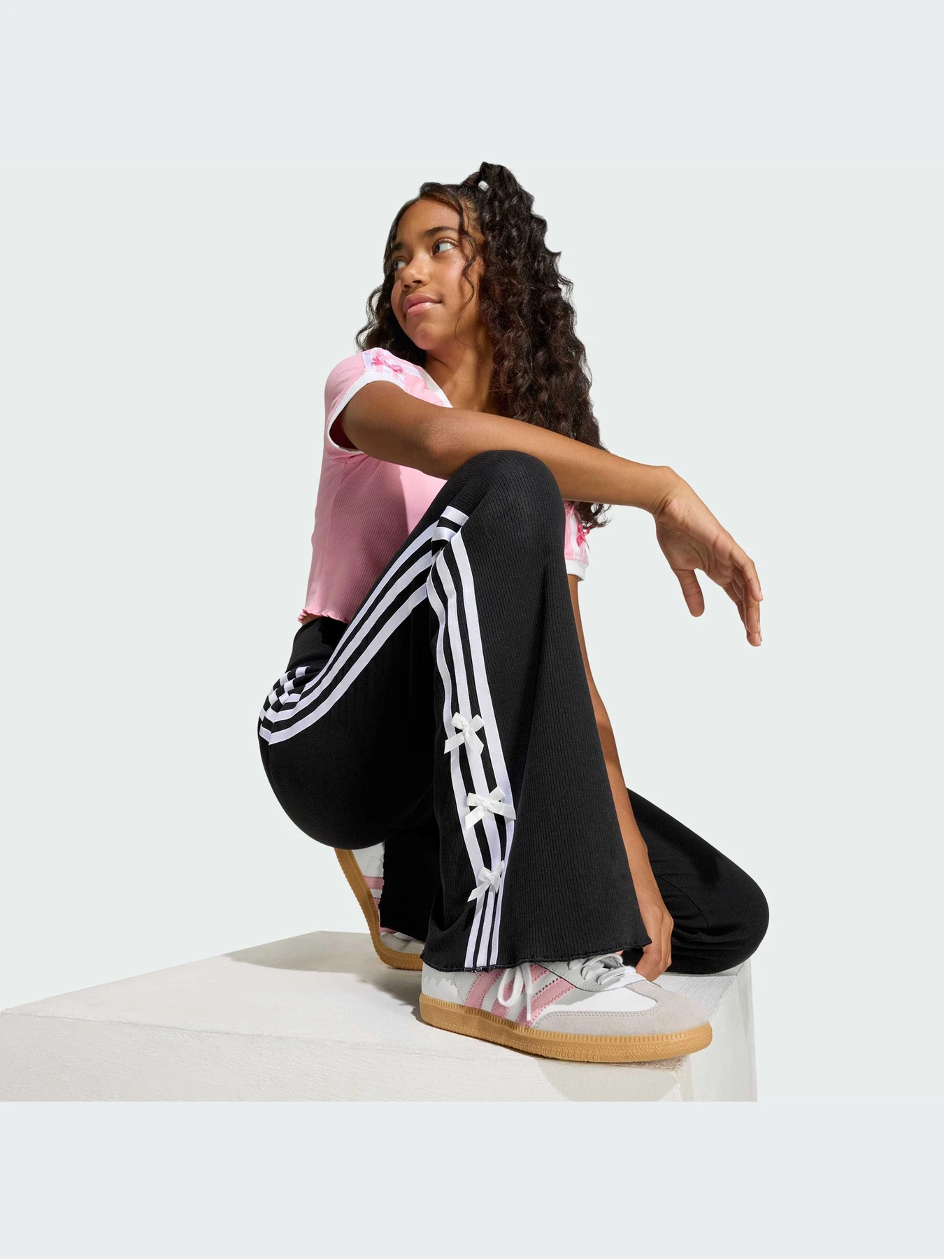 Брюки Adidas модель KE2743-KZ Брюки Adidas модель KE2743-KZ Фото