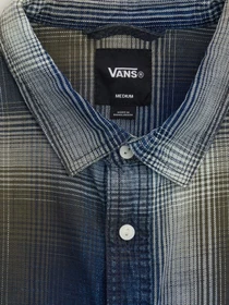 Рубашки Vans модель VN000T6XFR11 Фото