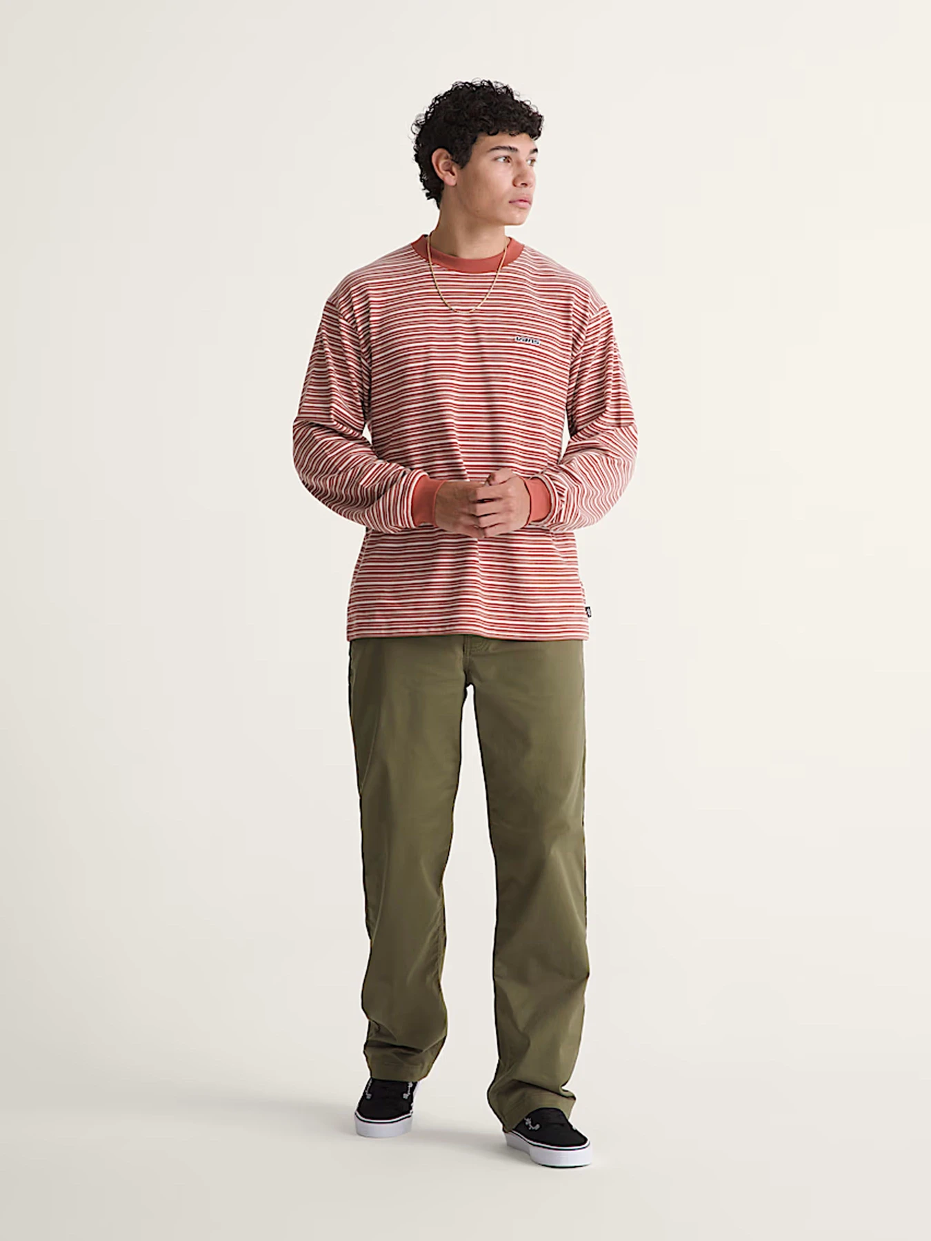 Брюки Vans модель VN000TCXFR11 Брюки Vans модель VN000TCXFR11 Фото