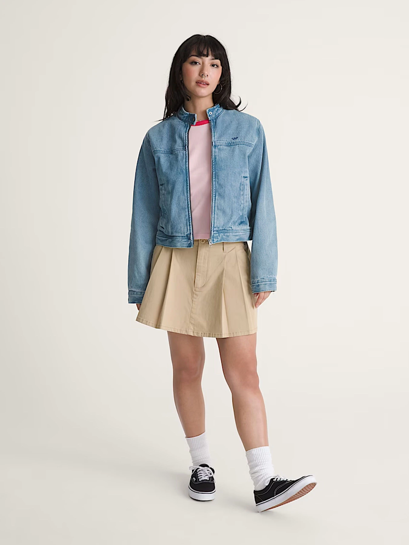 Куртки и дубленки Vans модель VN000T94CDX1 Куртки и дубленки Vans модель VN000T94CDX1 Фото
