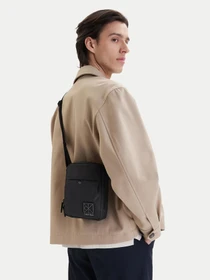 Сумки Calvin Klein модель LV04D3303G-UB1 Фото
