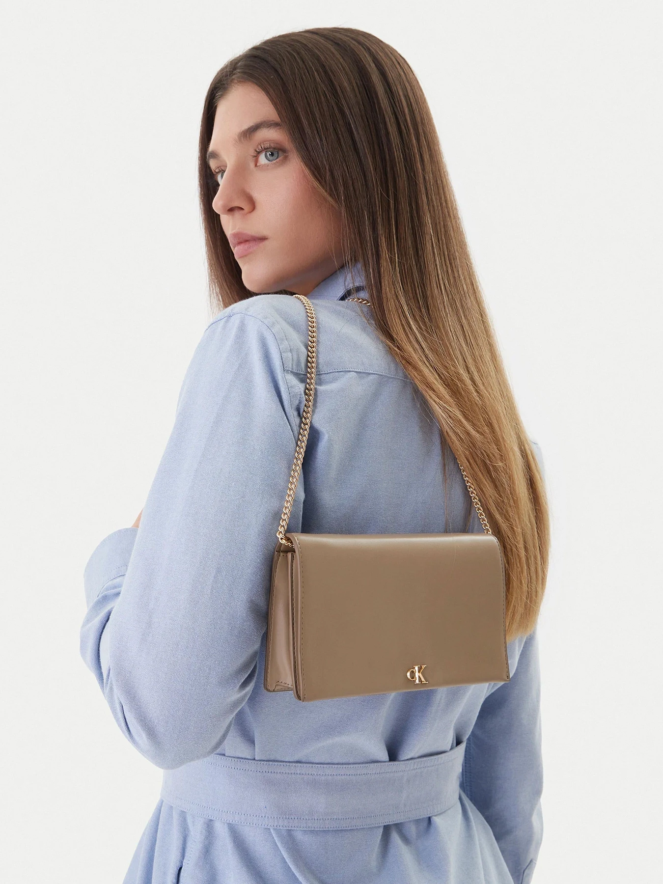 Сумки Calvin Klein модель LV04F3319G-VFU Сумки Calvin Klein модель LV04F3319G-VFU Фото