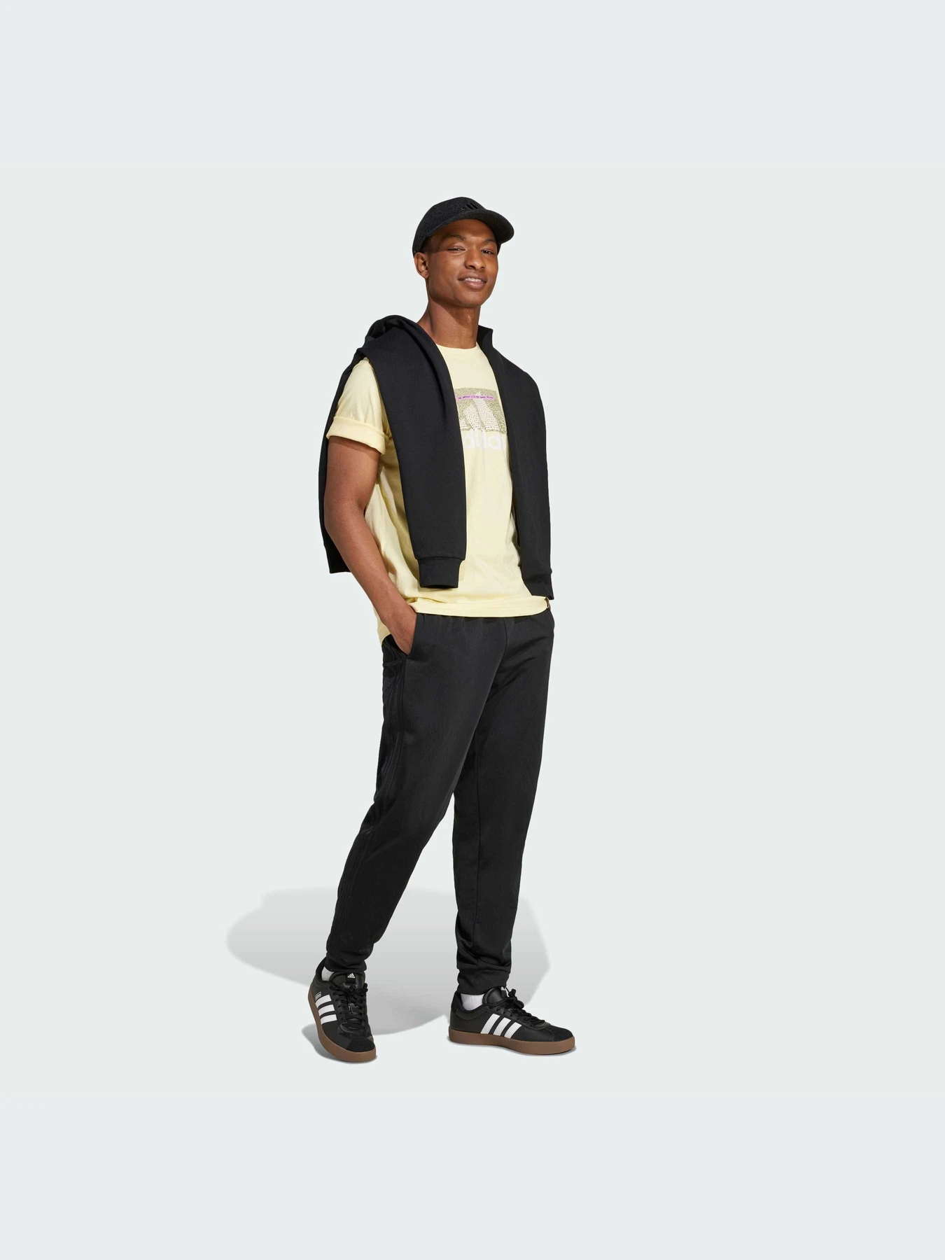 Футболки и поло Adidas модель IW2695-KZ Футболки и поло Adidas модель IW2695-KZ Фото