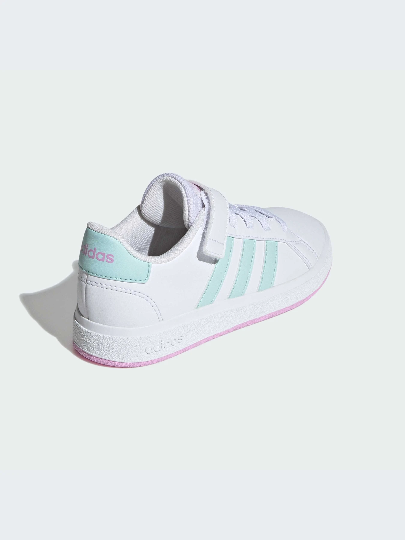 Кроссовки Adidas модель ID7886-KZ Кроссовки Adidas модель ID7886-KZ Фото