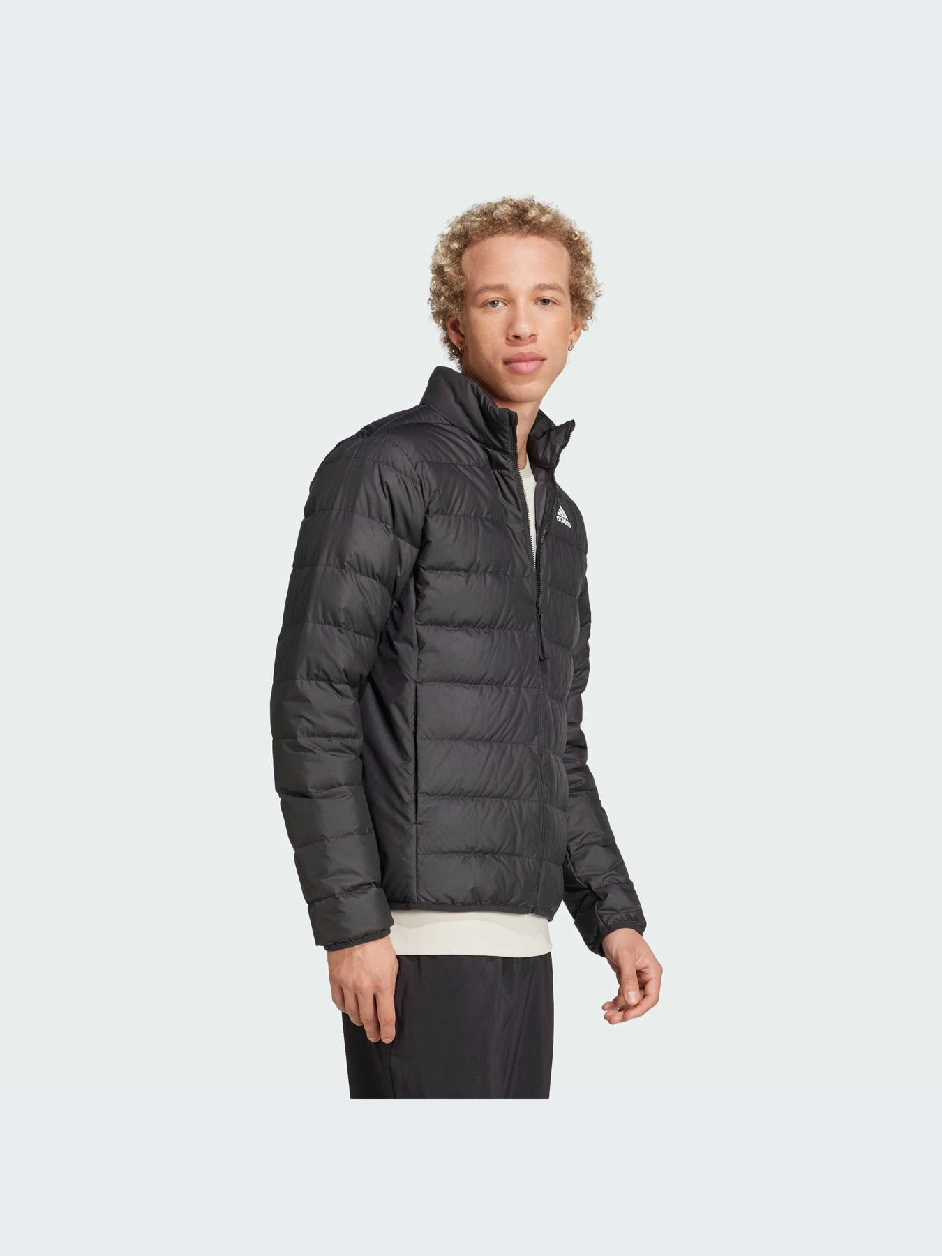 Куртки и дубленки Adidas модель JN4342-KZ Куртки и дубленки Adidas модель JN4342-KZ Фото