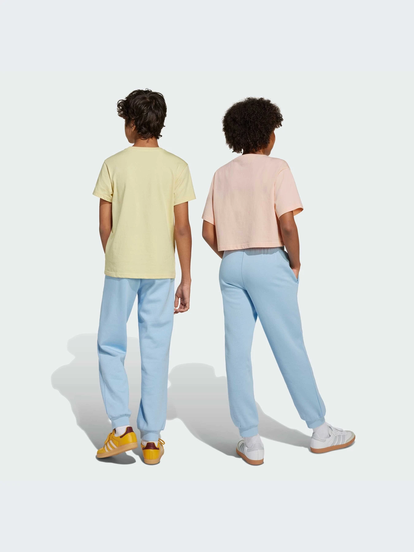 Брюки Adidas модель JI5821-KZ Брюки Adidas модель JI5821-KZ Фото