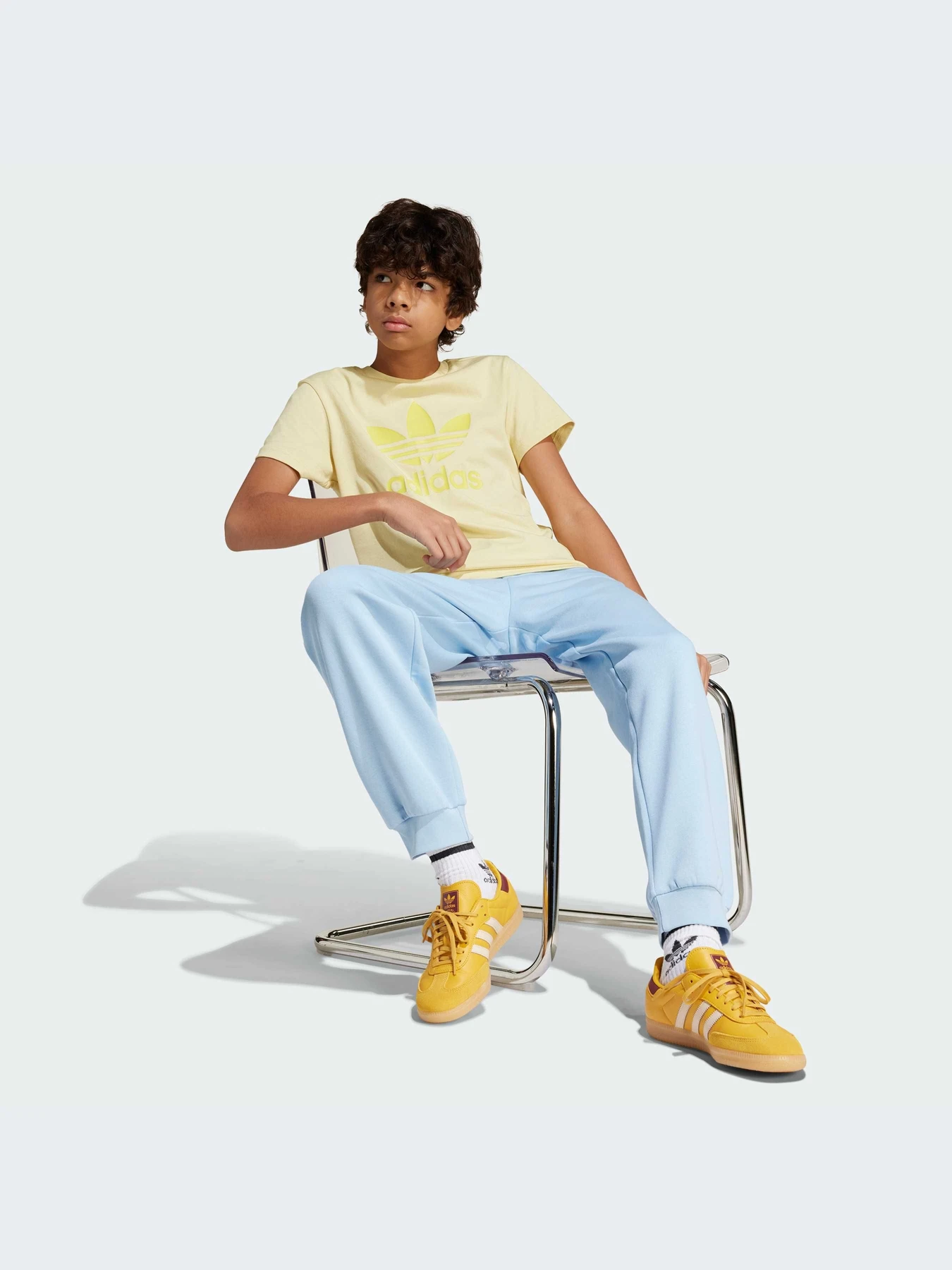 Брюки Adidas модель JI5821-KZ Брюки Adidas модель JI5821-KZ Фото