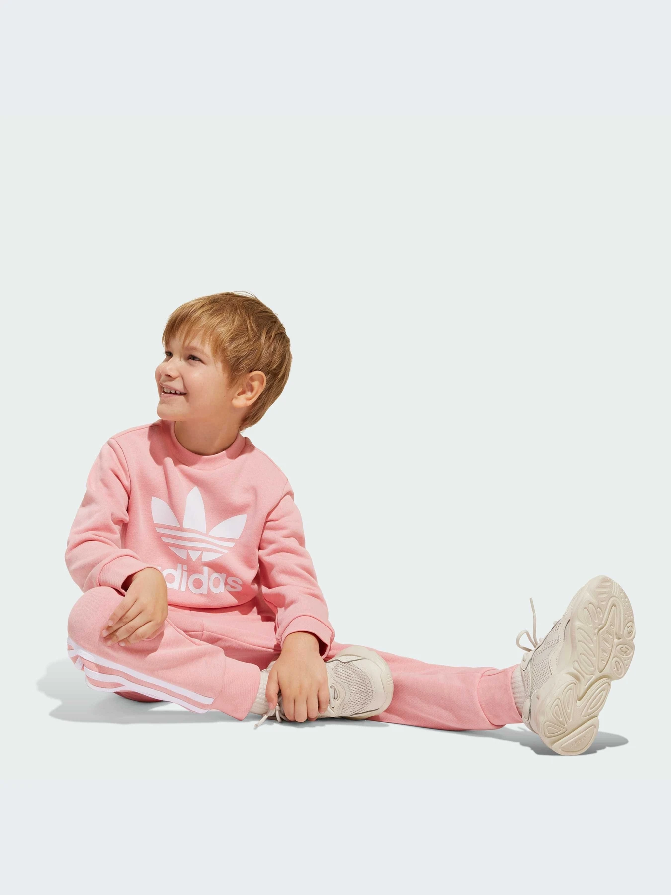 Костюмы Adidas Adicolor модель JC6613-KZ Костюмы Adidas Adicolor модель JC6613-KZ Фото