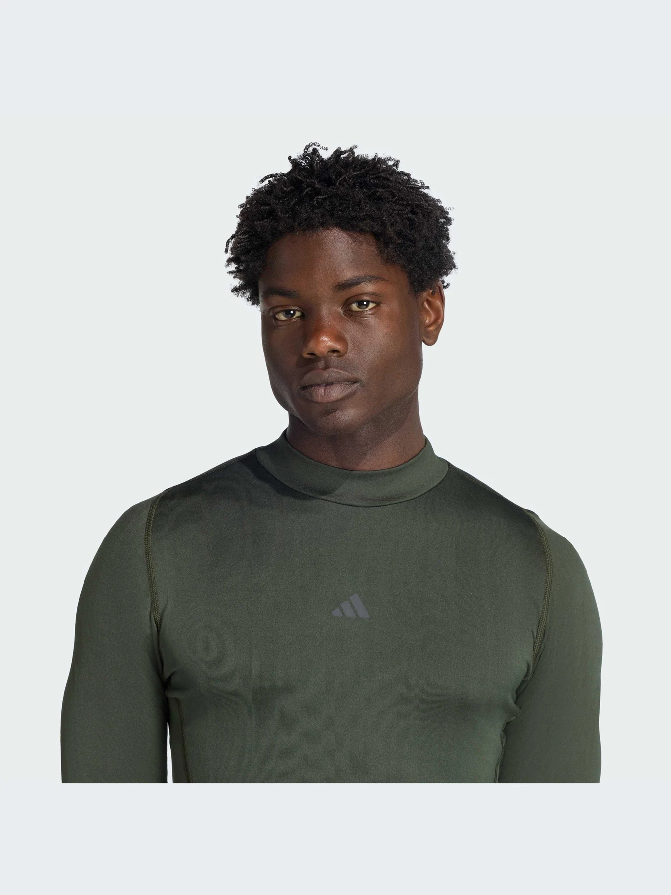 Худи и свитшоты Adidas Clima модель JX2558-KZ Худи и свитшоты Adidas Clima модель JX2558-KZ Фото