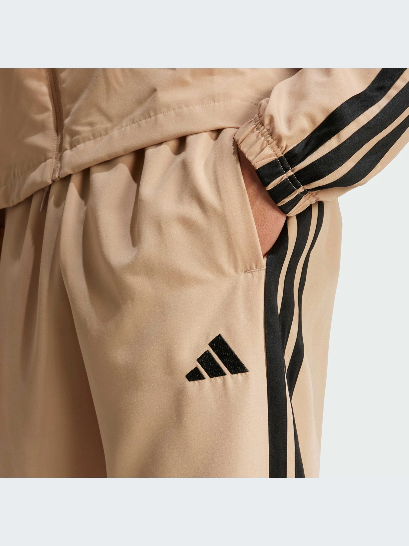 Костюмы Adidas модель JX3149-KZ Костюмы Adidas модель JX3149-KZ Фото
