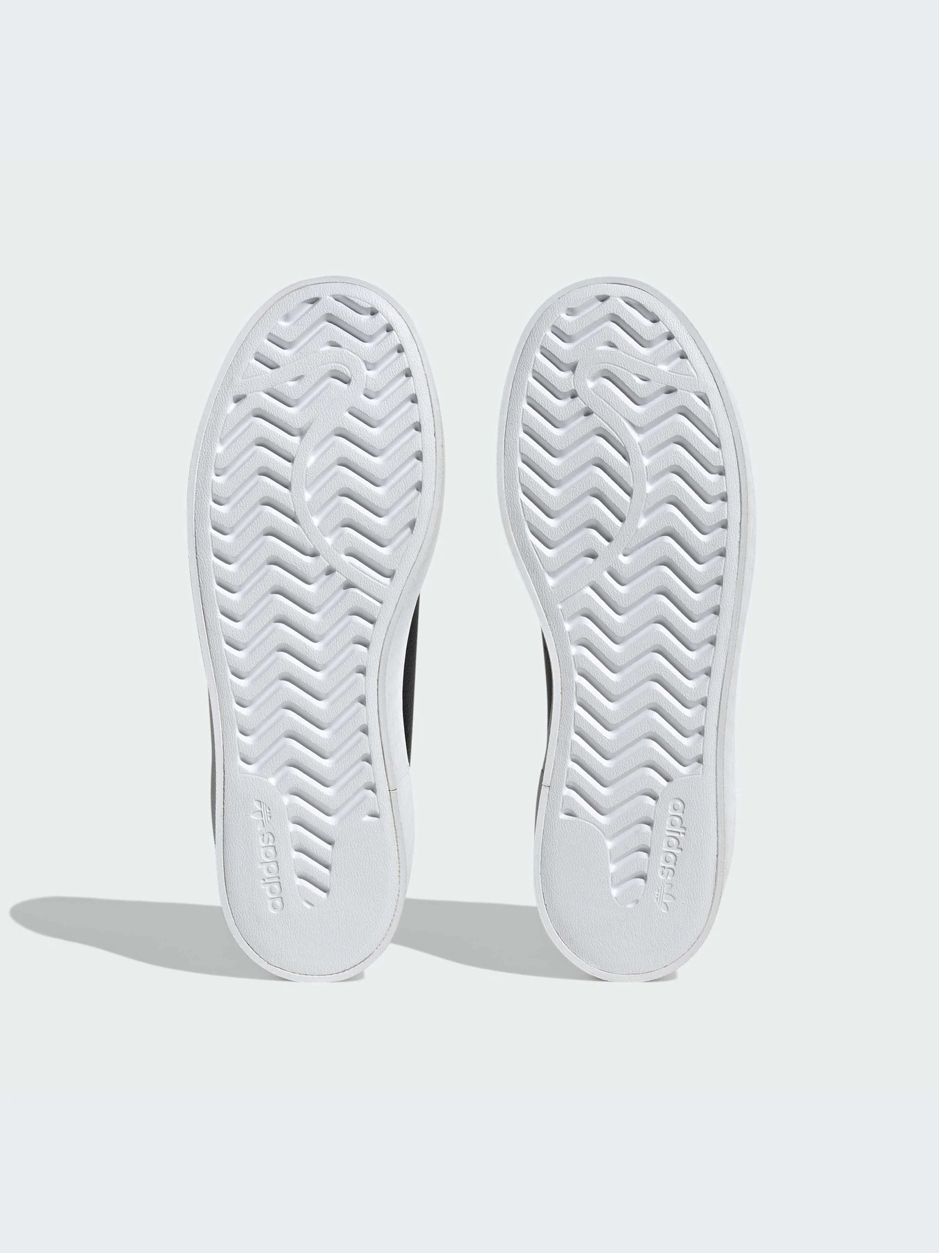 Кроссовки Adidas Stan Smith модель ID6980-KZ Кроссовки Adidas Stan Smith модель ID6980-KZ Фото