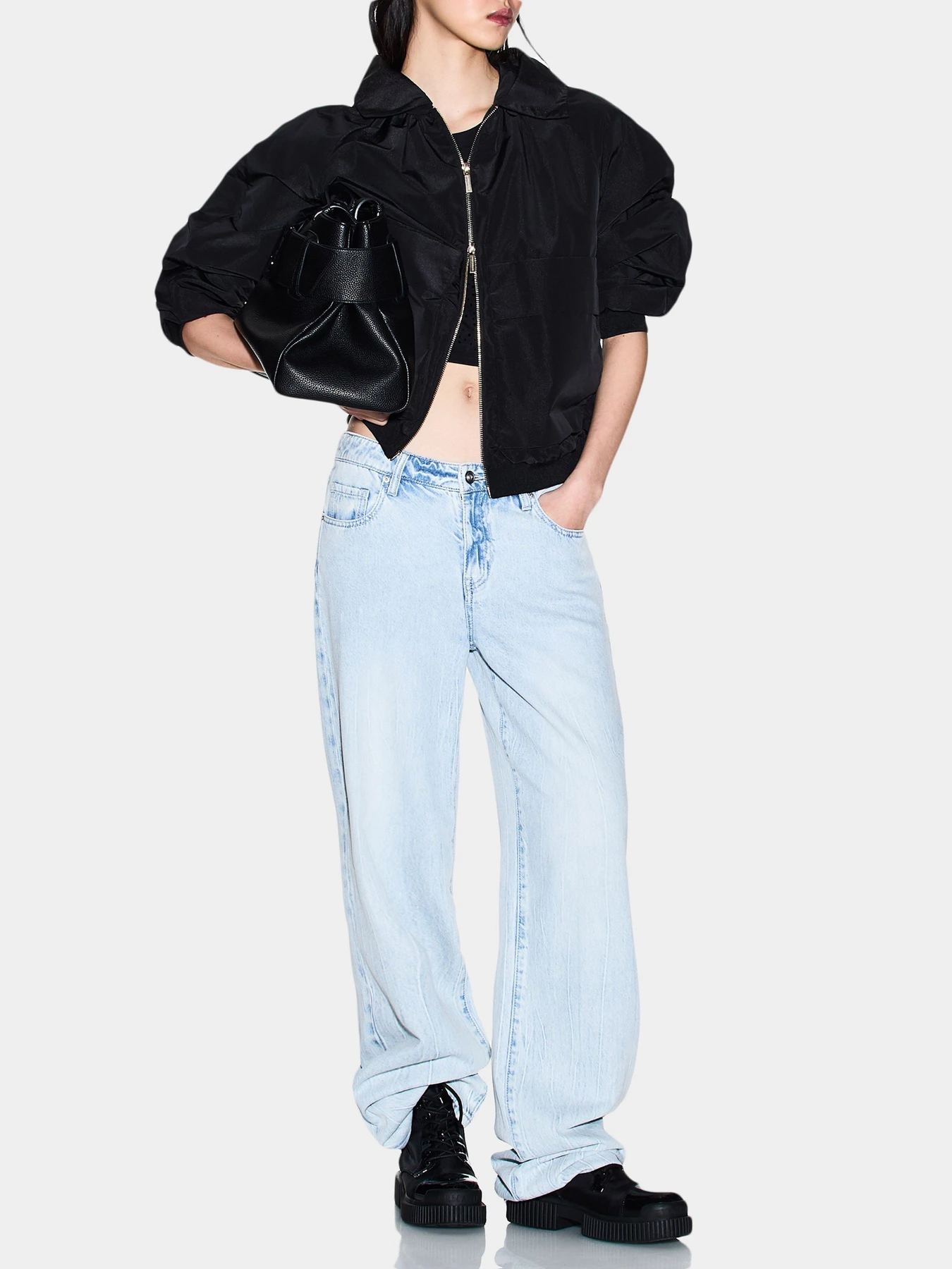 Куртки и дубленки Armani Exchange модель XW001932-AF21526-UC001 Куртки и дубленки Armani Exchange модель XW001932-AF21526-UC001 Фото