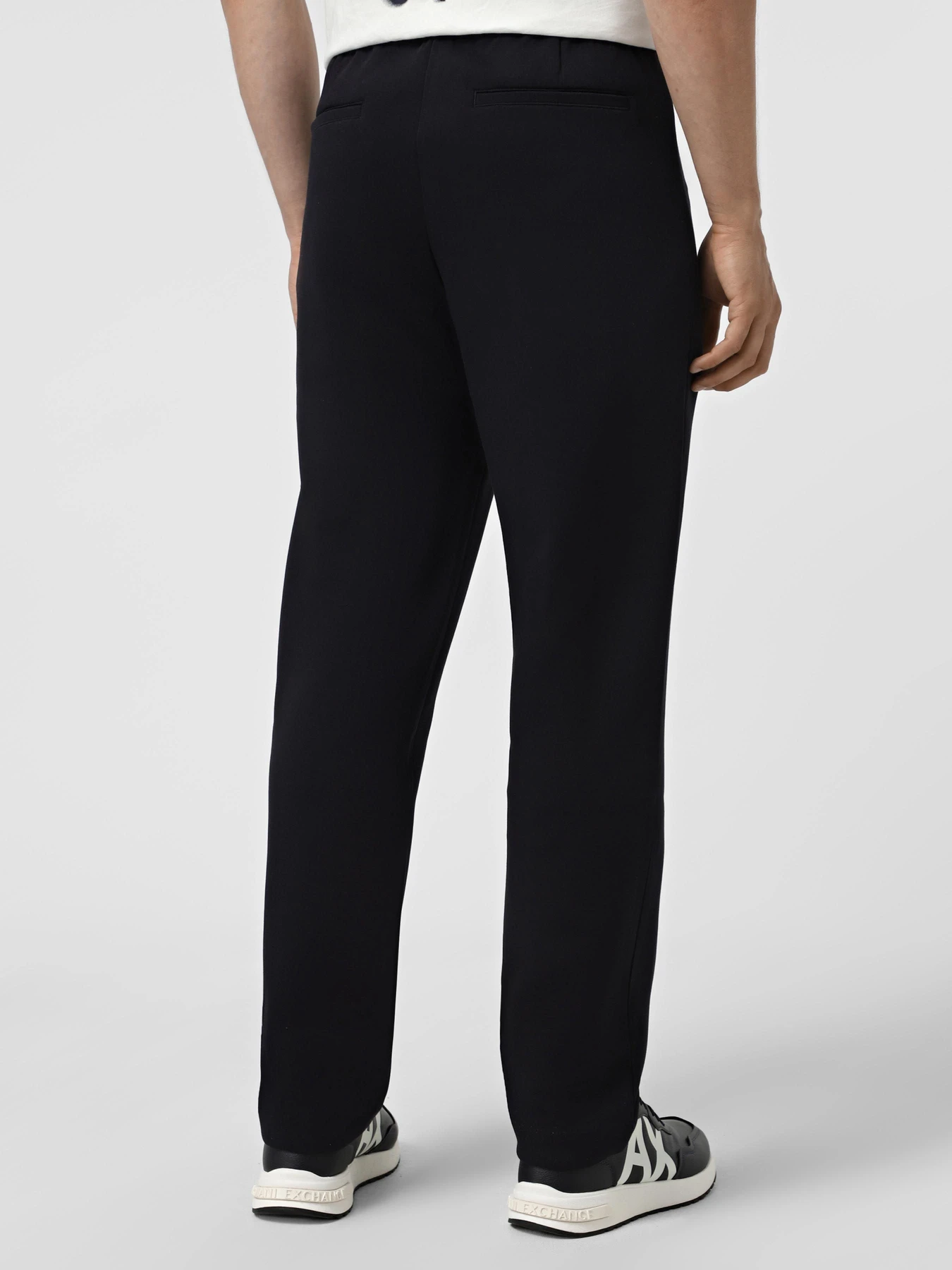 Брюки Armani Exchange модель XM001302-AF10818-UB101 Брюки Armani Exchange модель XM001302-AF10818-UB101 Фото