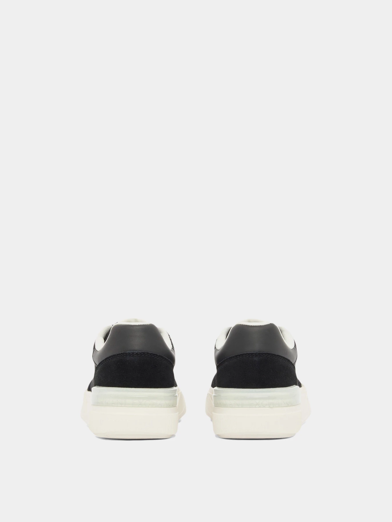 Кроссовки Armani Exchange модель XM002688-AF17539-UC001 Кроссовки Armani Exchange модель XM002688-AF17539-UC001 Фото