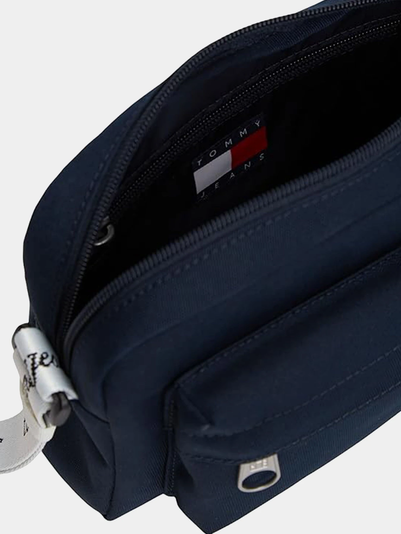 Сумки Tommy Hilfiger модель AW0AW18462-C1G Сумки Tommy Hilfiger модель AW0AW18462-C1G Фото