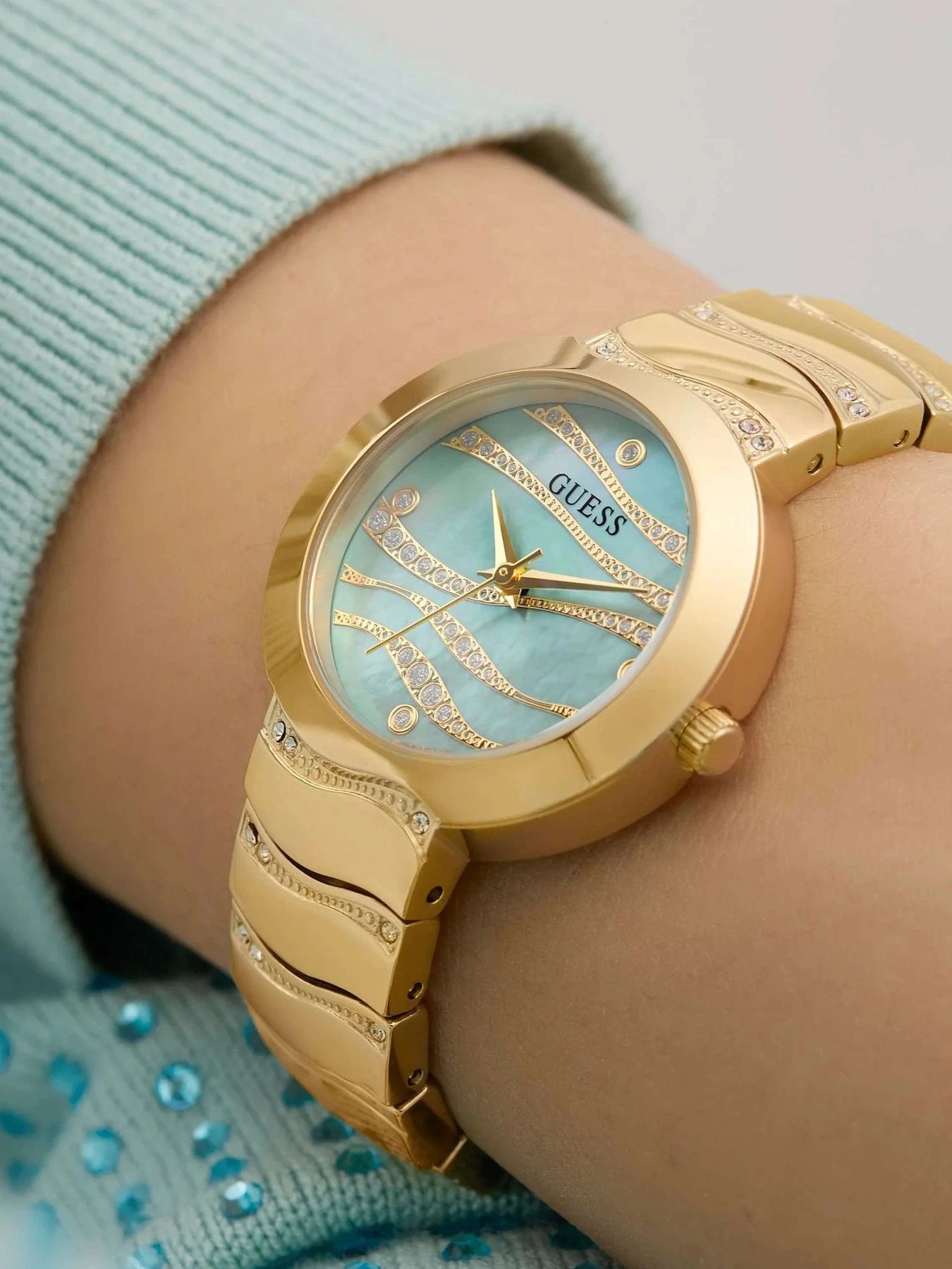 Часы GUESS модель GW0871L2 Часы GUESS модель GW0871L2 Фото