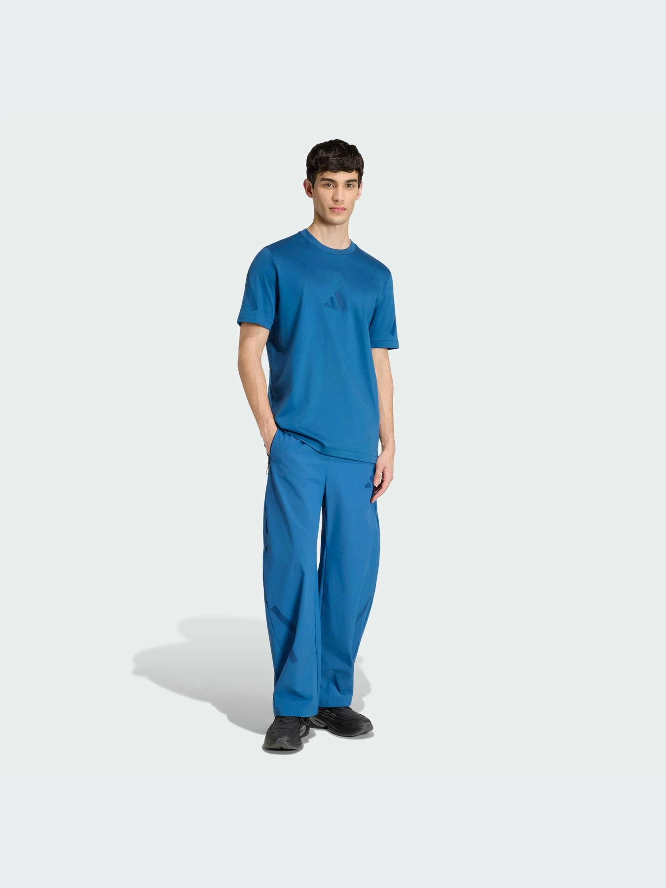 Брюки Adidas ZNE модель KF0577-KZ Брюки Adidas ZNE модель KF0577-KZ Фото