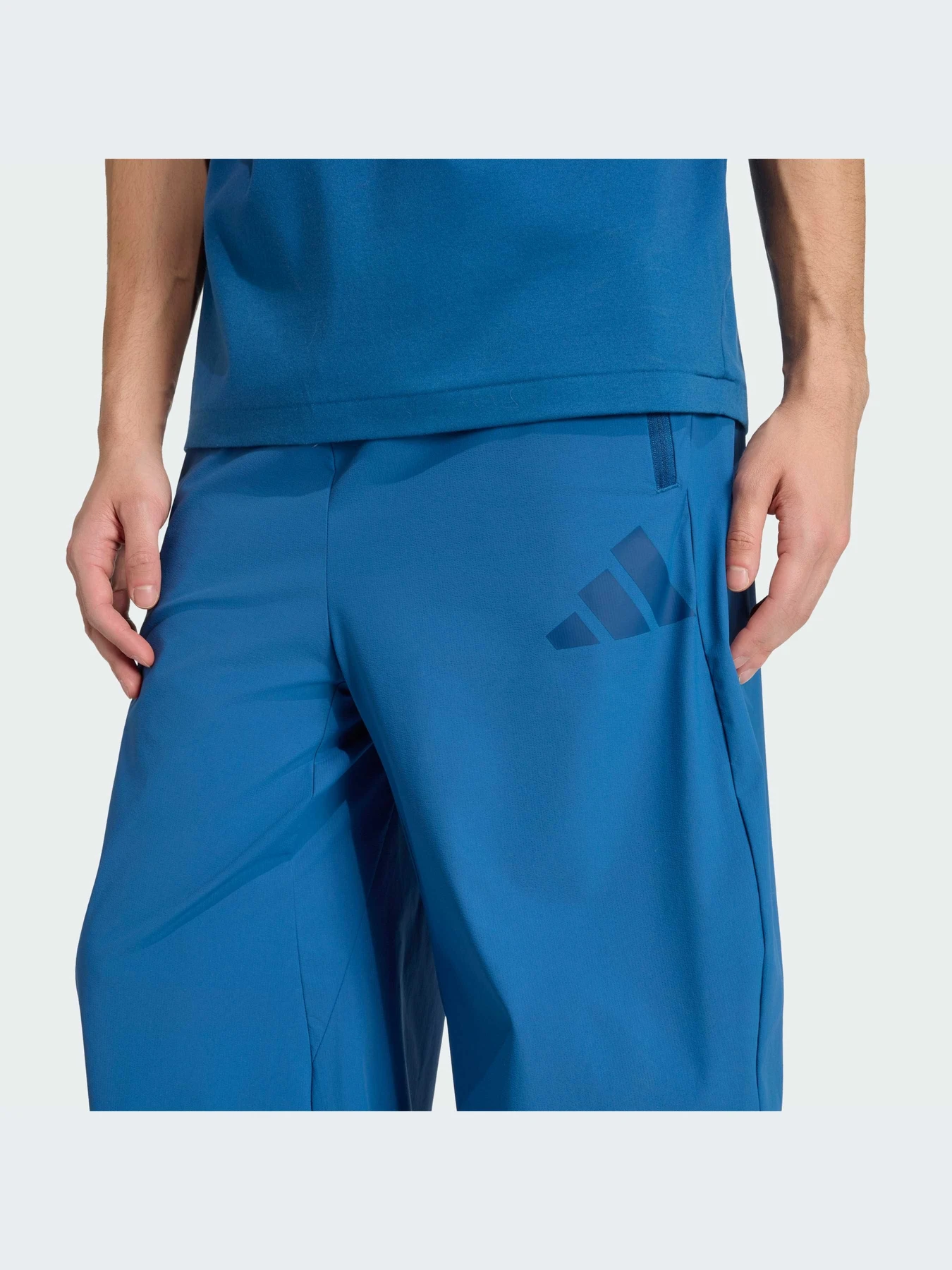 Брюки Adidas ZNE модель KF0577-KZ Брюки Adidas ZNE модель KF0577-KZ Фото