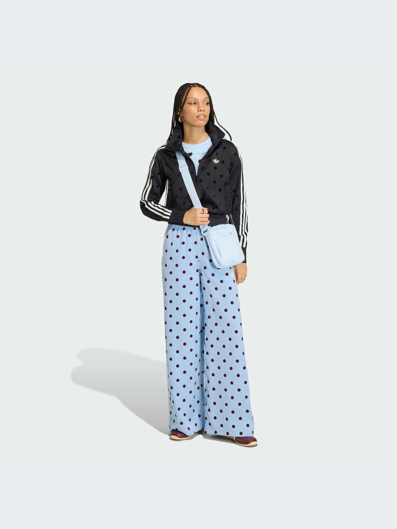 Брюки Adidas Adicolor модель KV1170-KZ Брюки Adidas Adicolor модель KV1170-KZ Фото