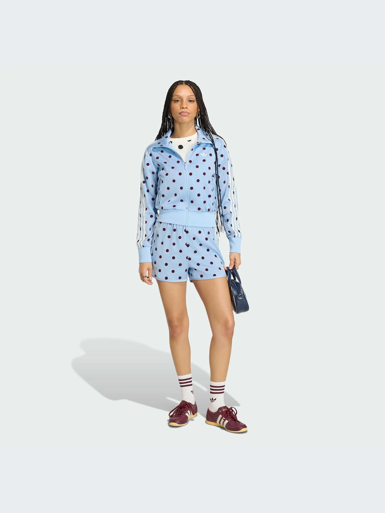 Худи и свитшоты Adidas Adicolor модель KV1167-KZ Худи и свитшоты Adidas Adicolor модель KV1167-KZ Фото