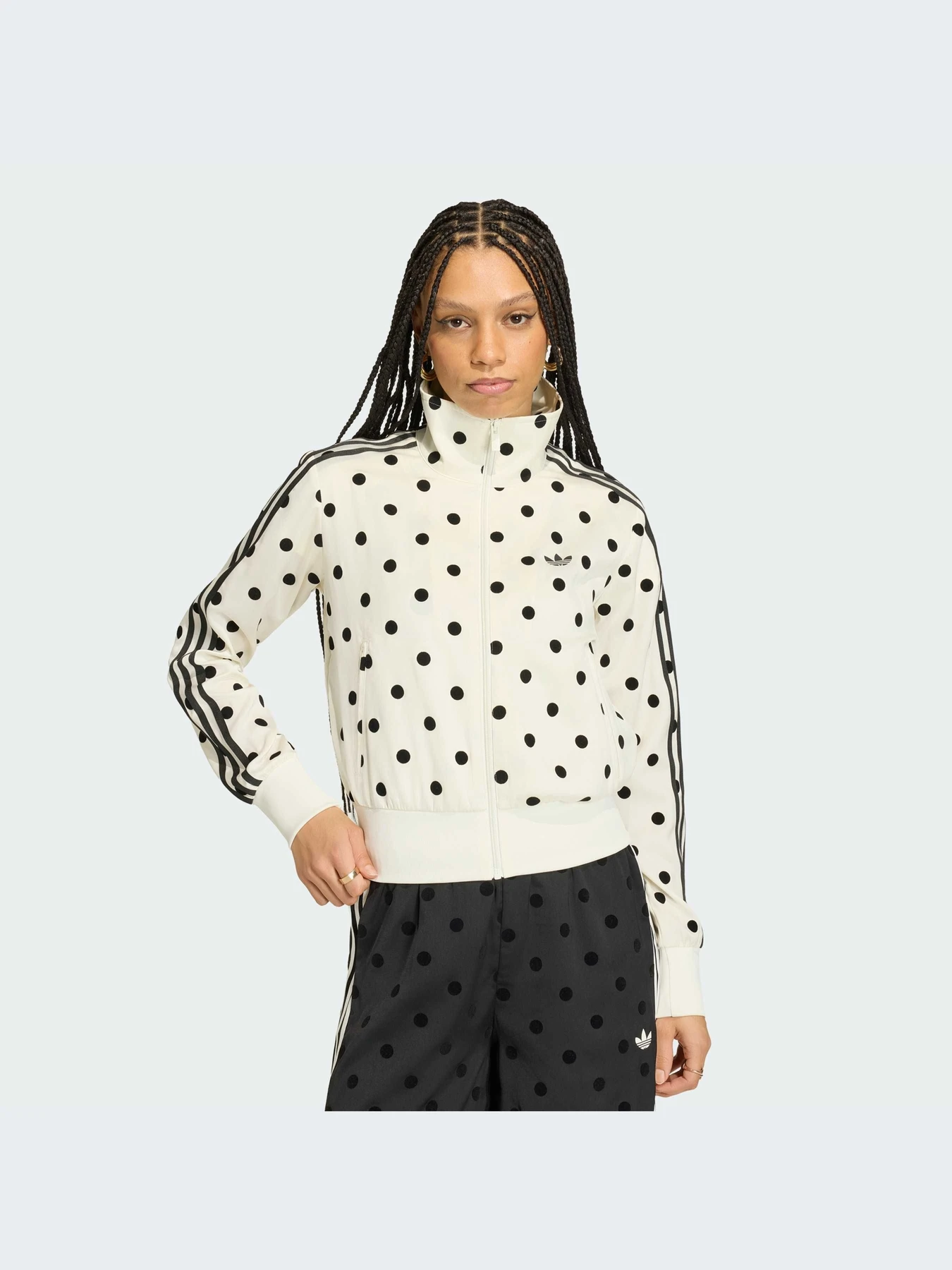 Худи и свитшоты Adidas Adicolor модель KV1165-KZ Худи и свитшоты Adidas Adicolor модель KV1165-KZ Фото