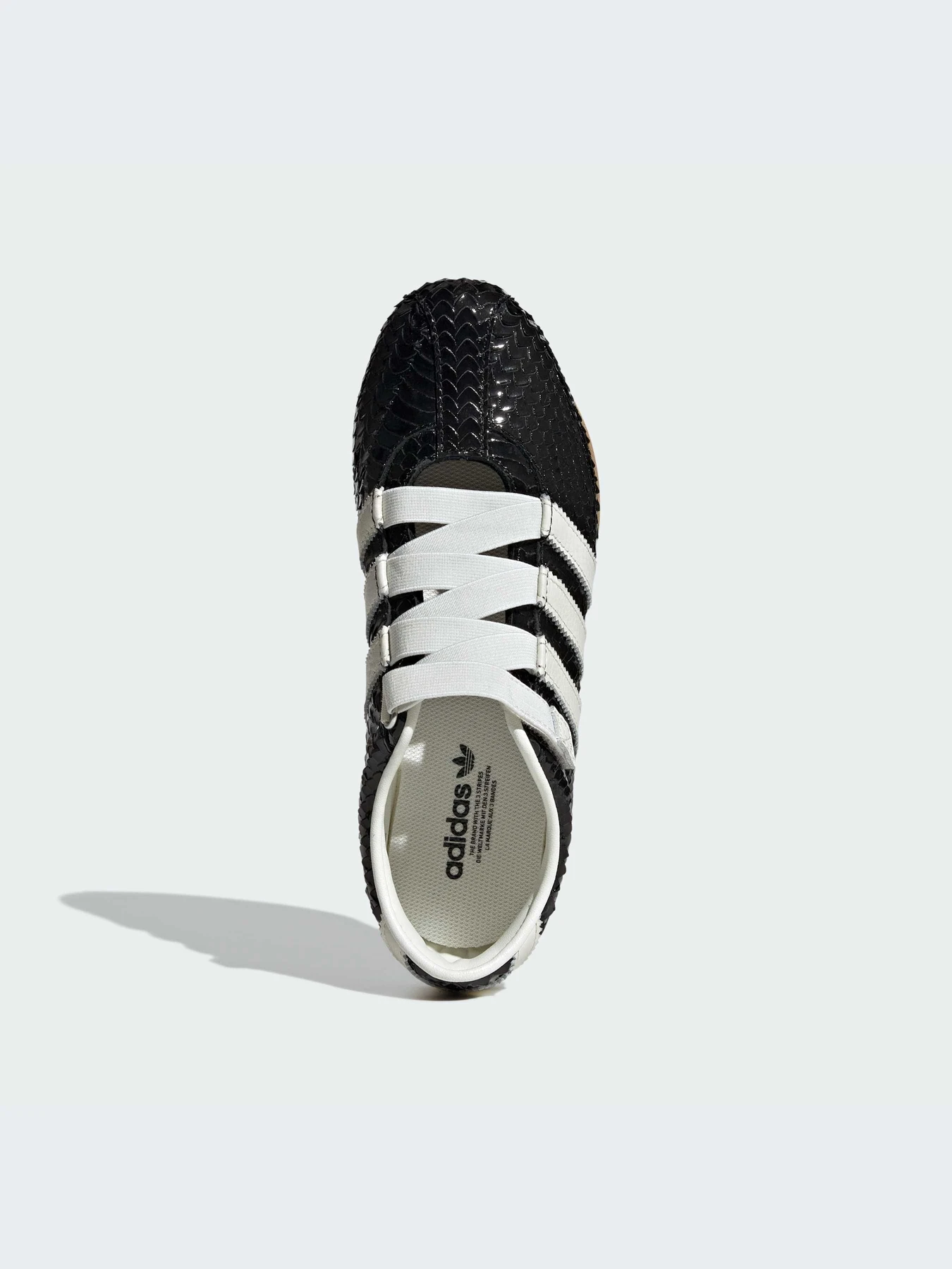 Кроссовки Adidas модель KI4313-KZ Кроссовки Adidas модель KI4313-KZ Фото