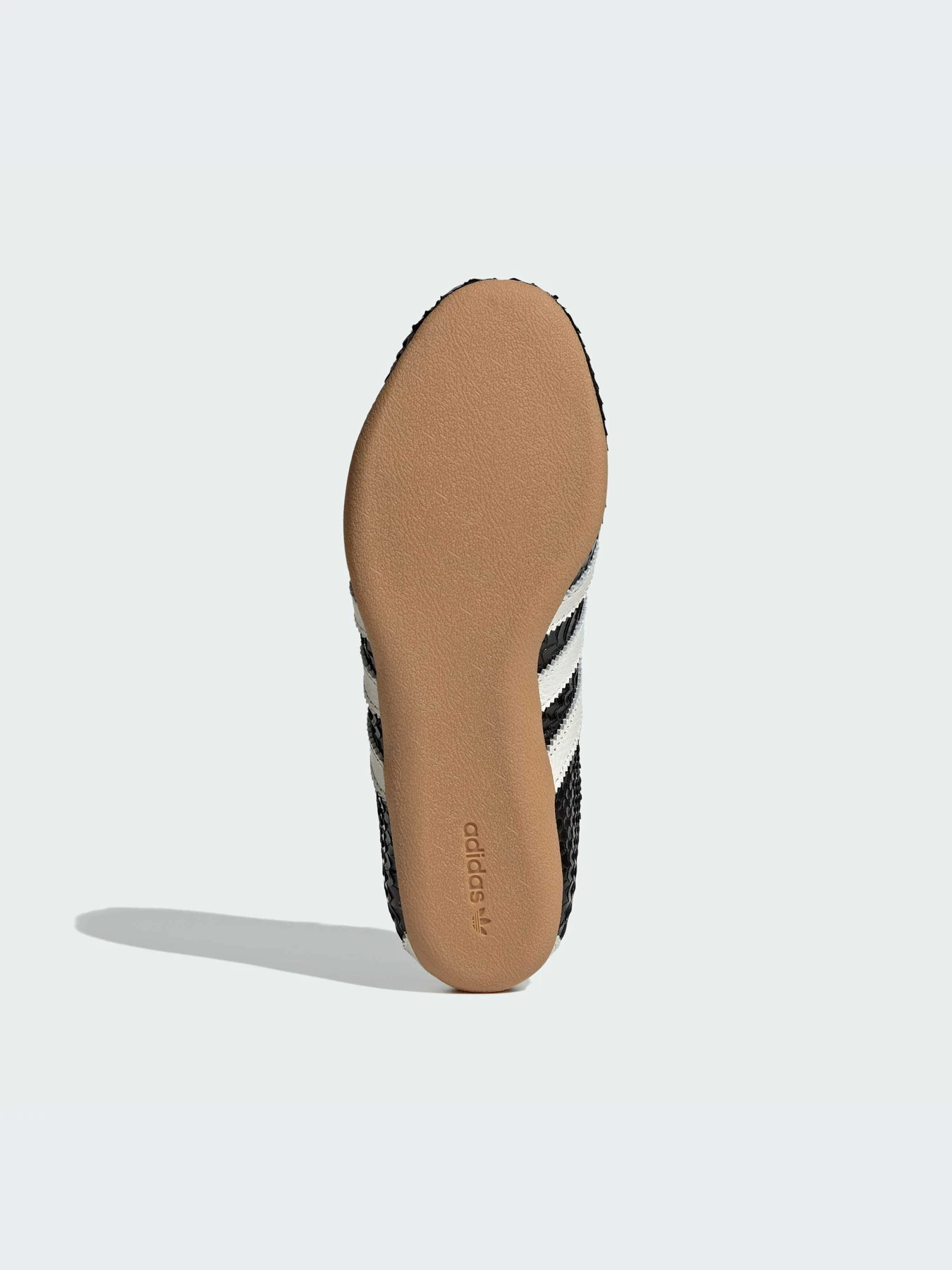 Кроссовки Adidas модель KI4313-KZ Кроссовки Adidas модель KI4313-KZ Фото