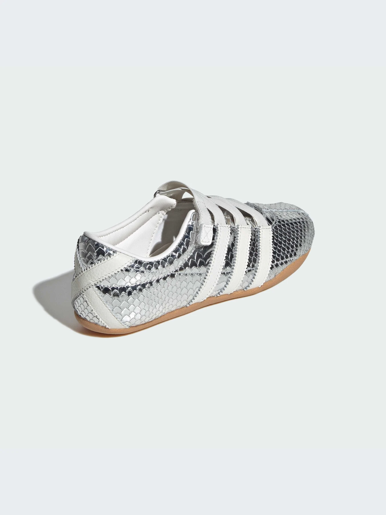 Кроссовки Adidas модель KI4312-KZ Кроссовки Adidas модель KI4312-KZ Фото