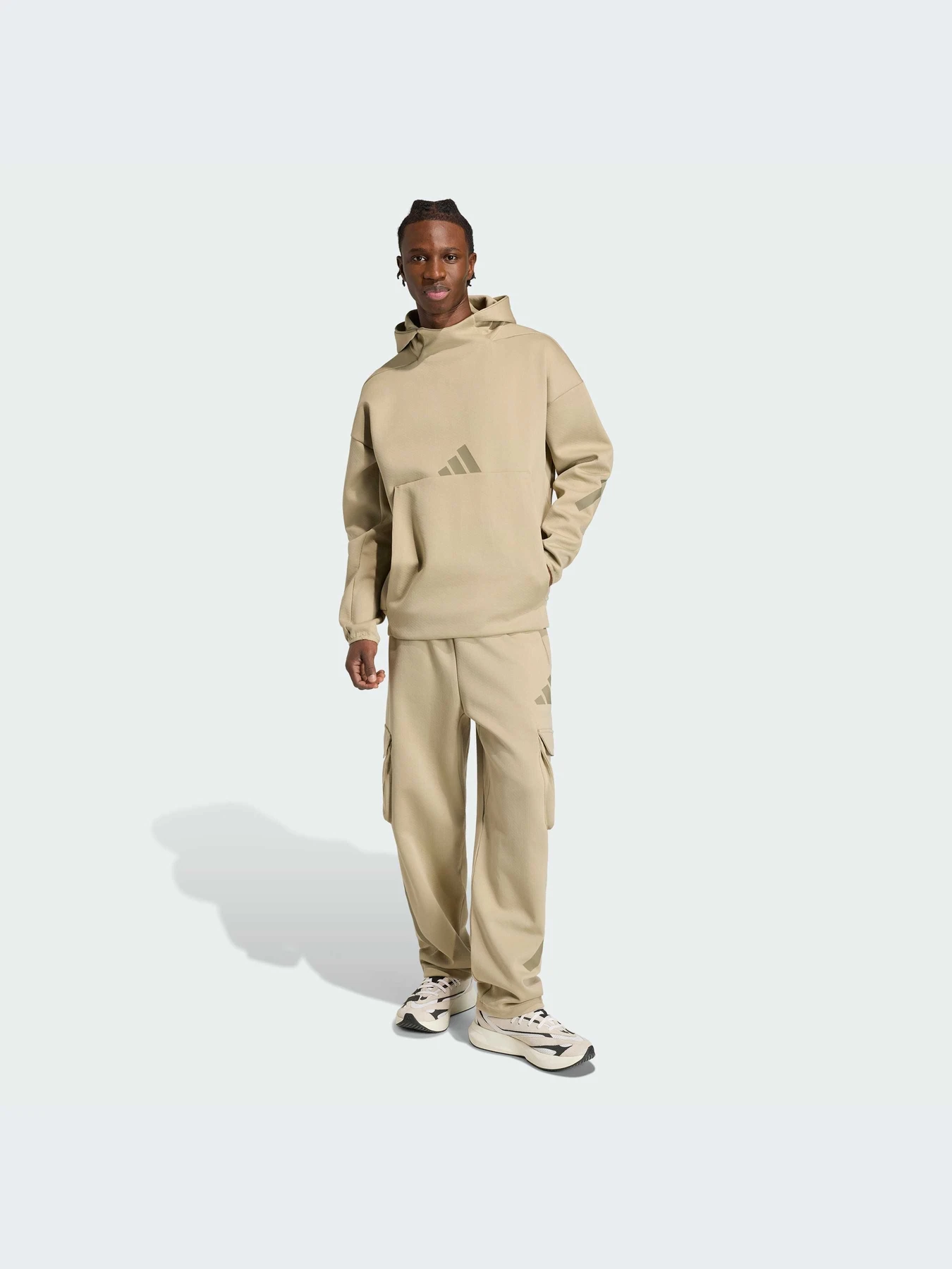 Худи и свитшоты Adidas ZNE модель KE4693-KZ Худи и свитшоты Adidas ZNE модель KE4693-KZ Фото