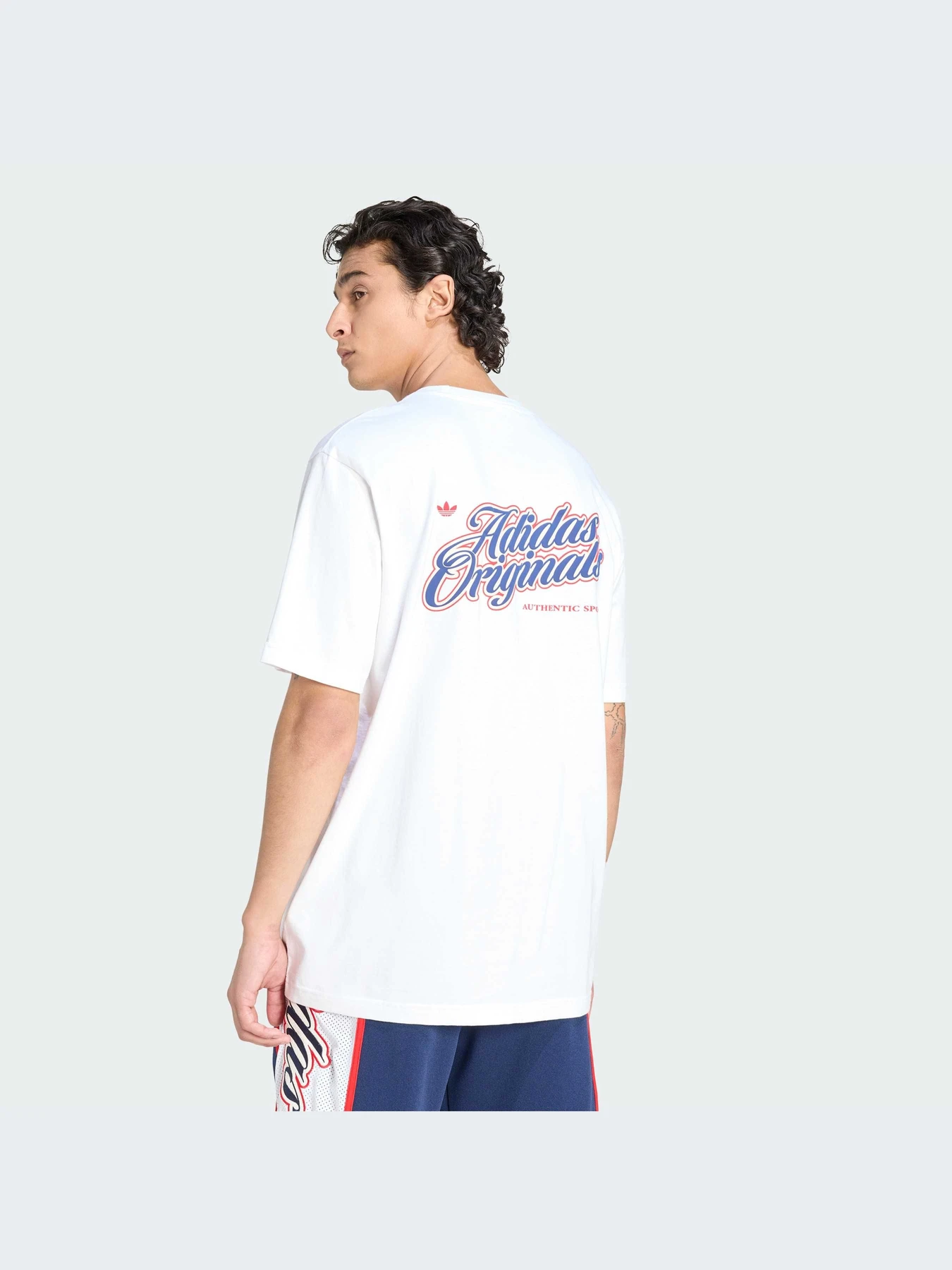 Футболки и поло Adidas Graphics модель KE2248-KZ Футболки и поло Adidas Graphics модель KE2248-KZ Фото