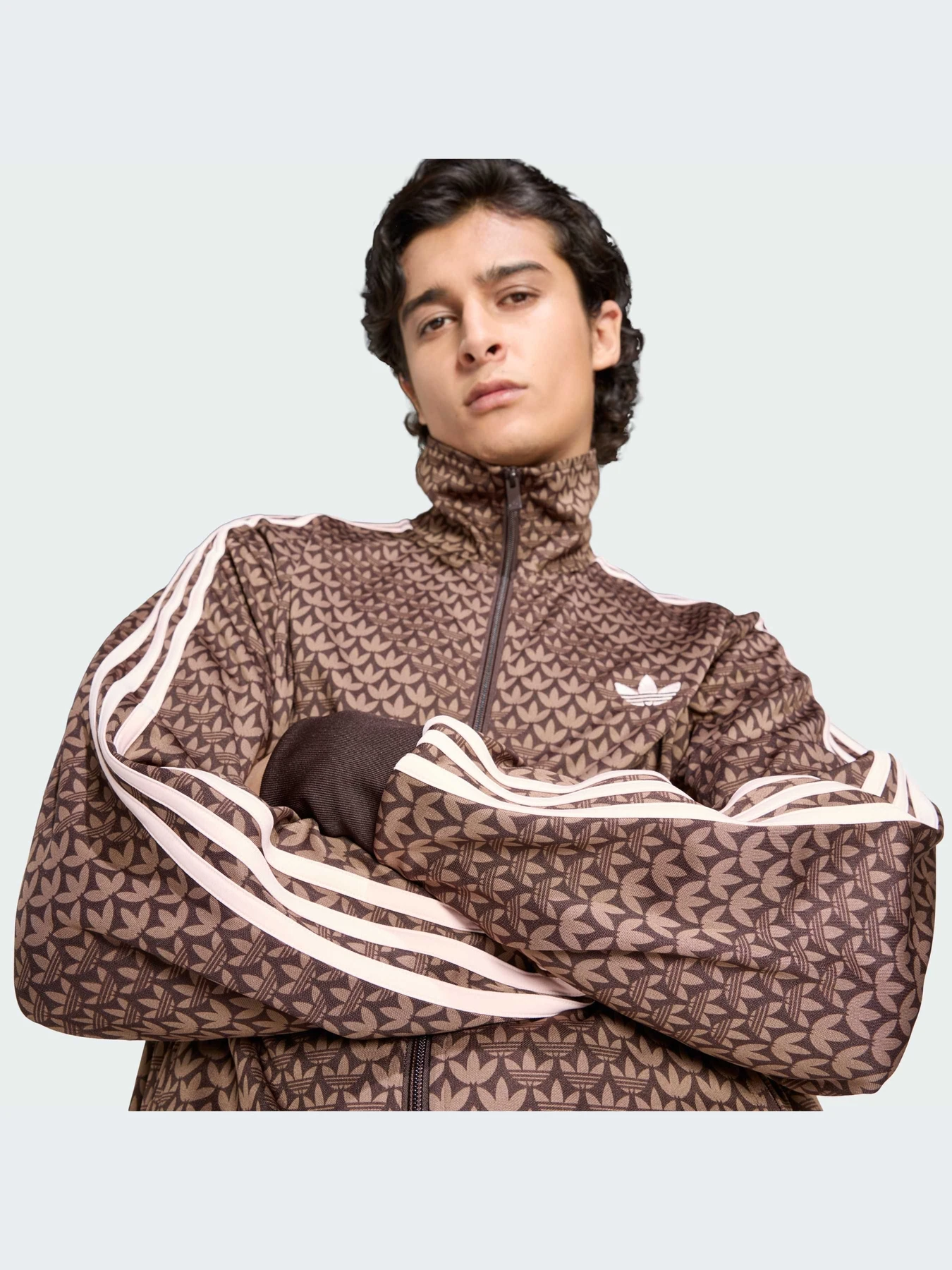 Худи и свитшоты Adidas модель KE1677-KZ Худи и свитшоты Adidas модель KE1677-KZ Фото
