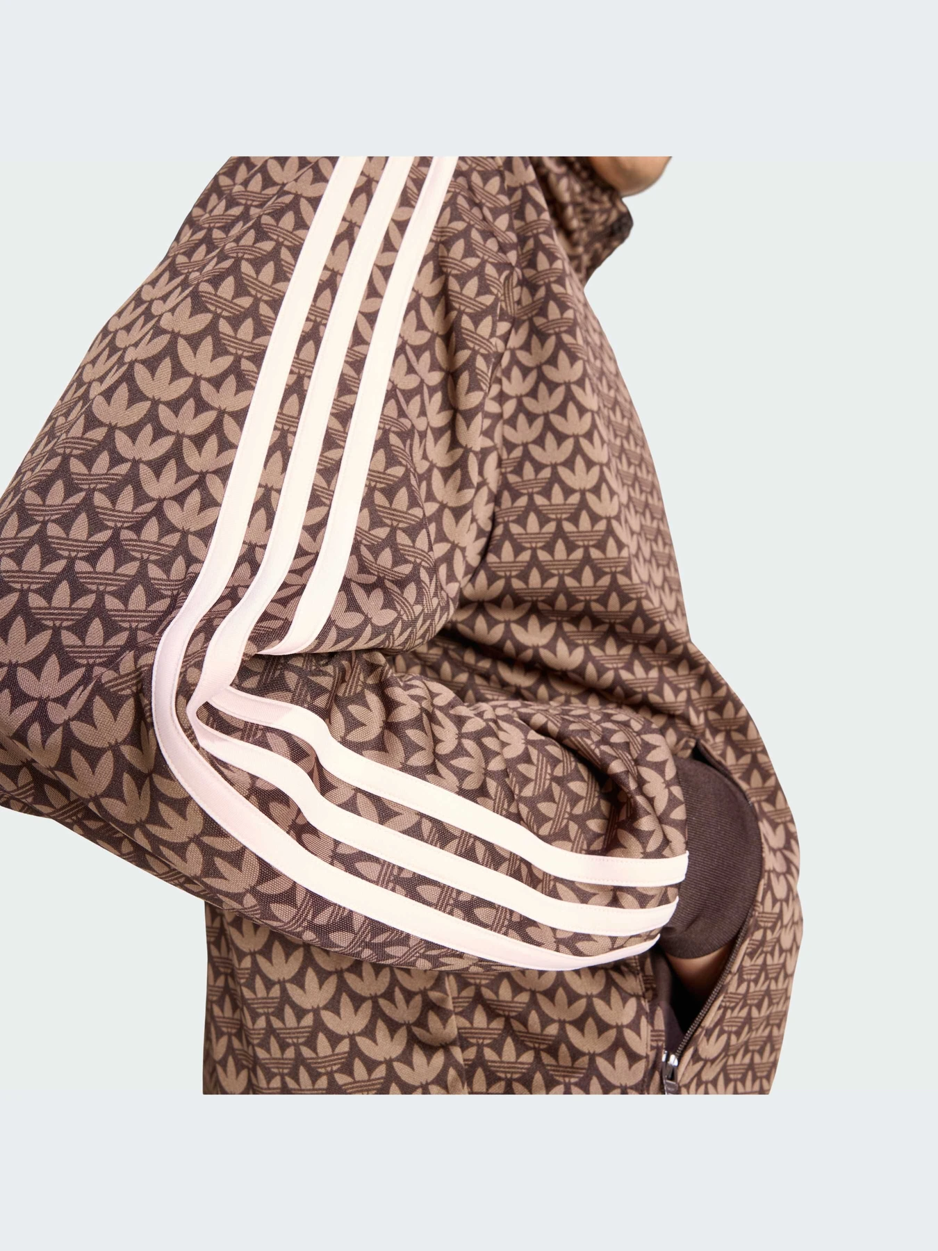 Худи и свитшоты Adidas модель KE1677-KZ Худи и свитшоты Adidas модель KE1677-KZ Фото