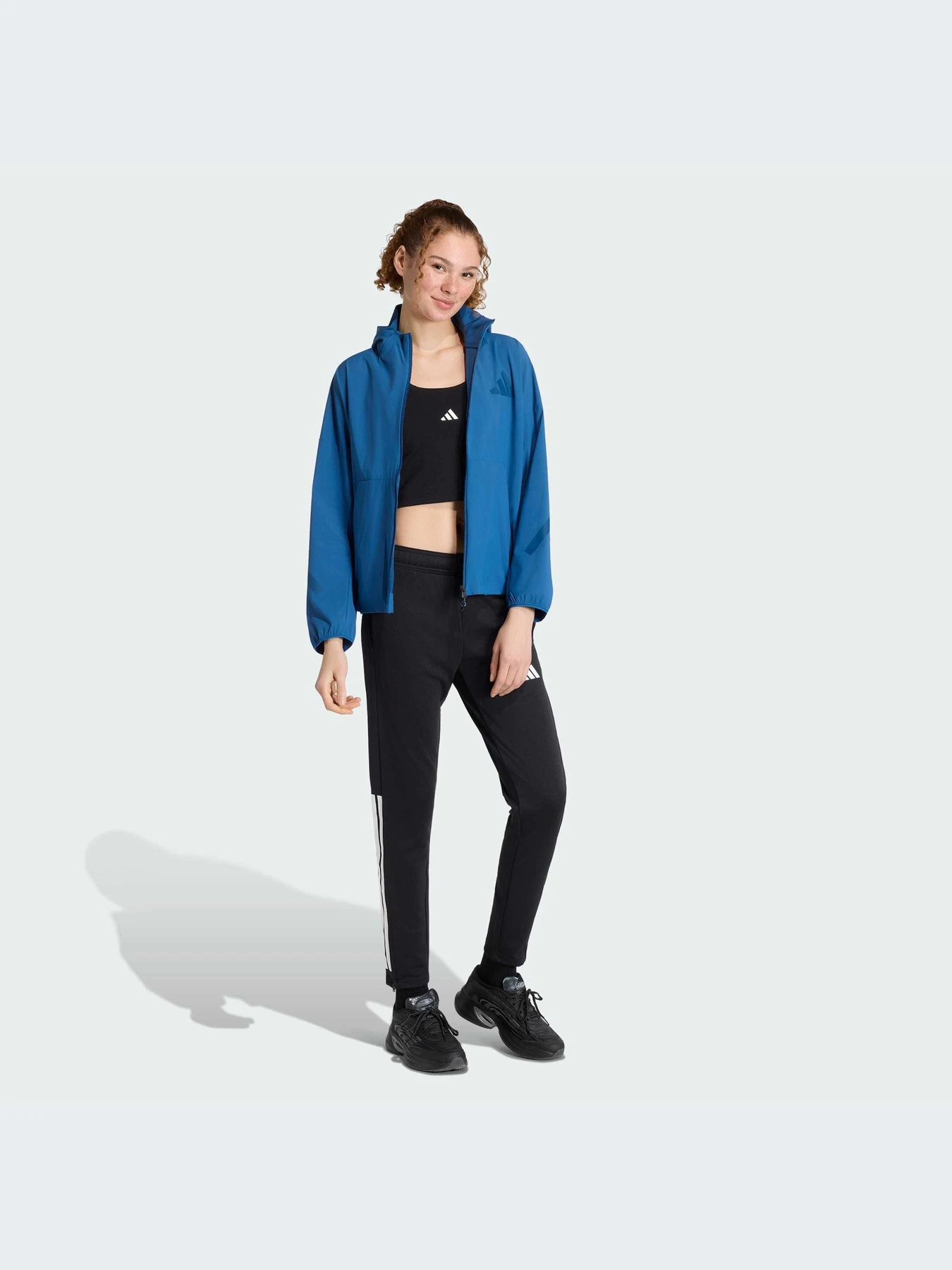 Худи и свитшоты Adidas ZNE модель KF0580-KZ Худи и свитшоты Adidas ZNE модель KF0580-KZ Фото