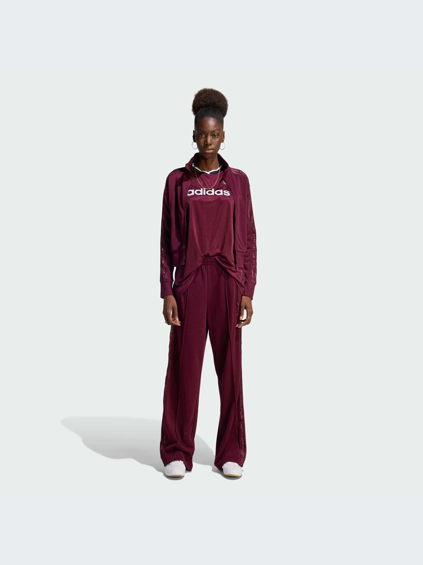 Худи и свитшоты Adidas модель KC6451-KZ Худи и свитшоты Adidas модель KC6451-KZ Фото