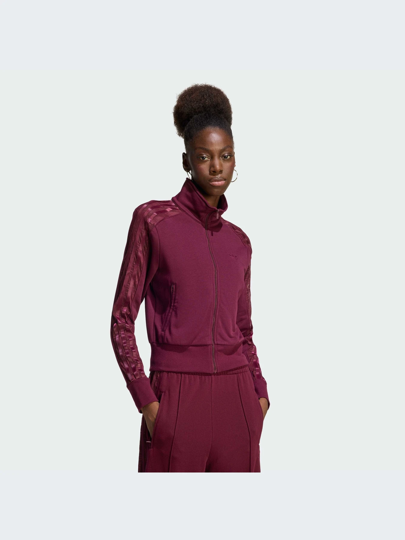 Худи и свитшоты Adidas модель KC6451-KZ Худи и свитшоты Adidas модель KC6451-KZ Фото