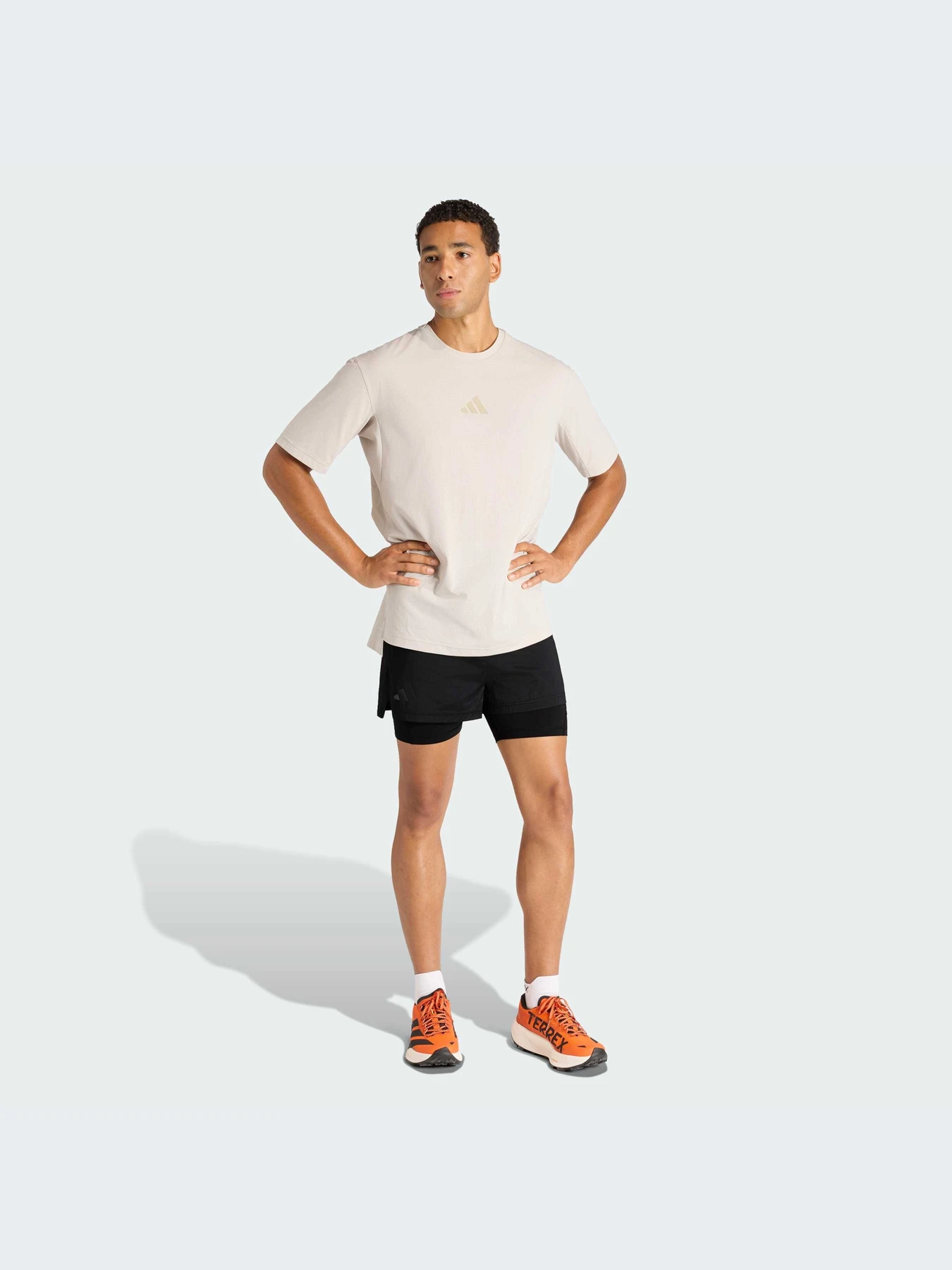 Шорты Adidas модель JY4182-KZ Шорты Adidas модель JY4182-KZ Фото