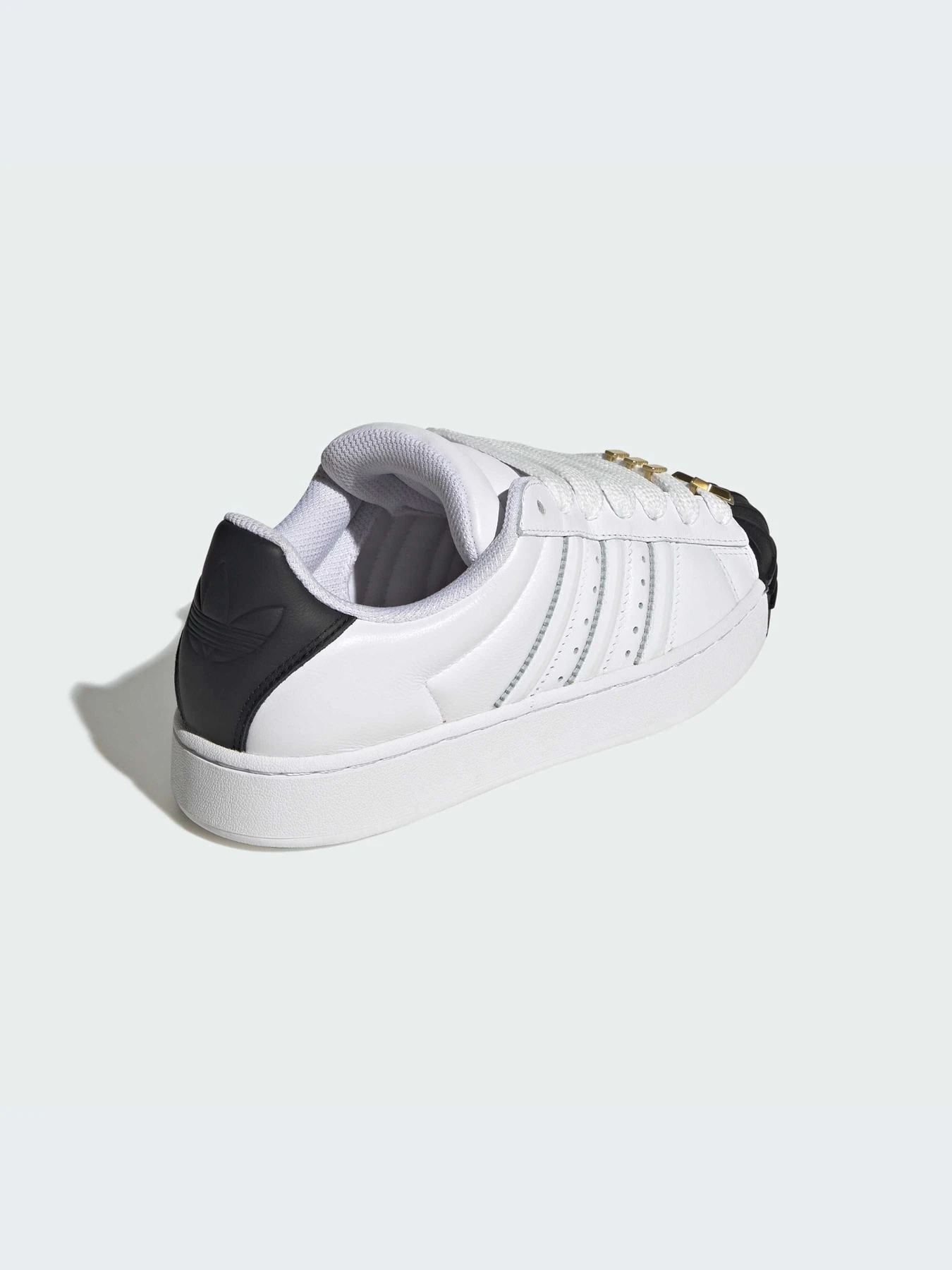 Кроссовки Adidas Superstar модель IH6679-KZ Кроссовки Adidas Superstar модель IH6679-KZ Фото