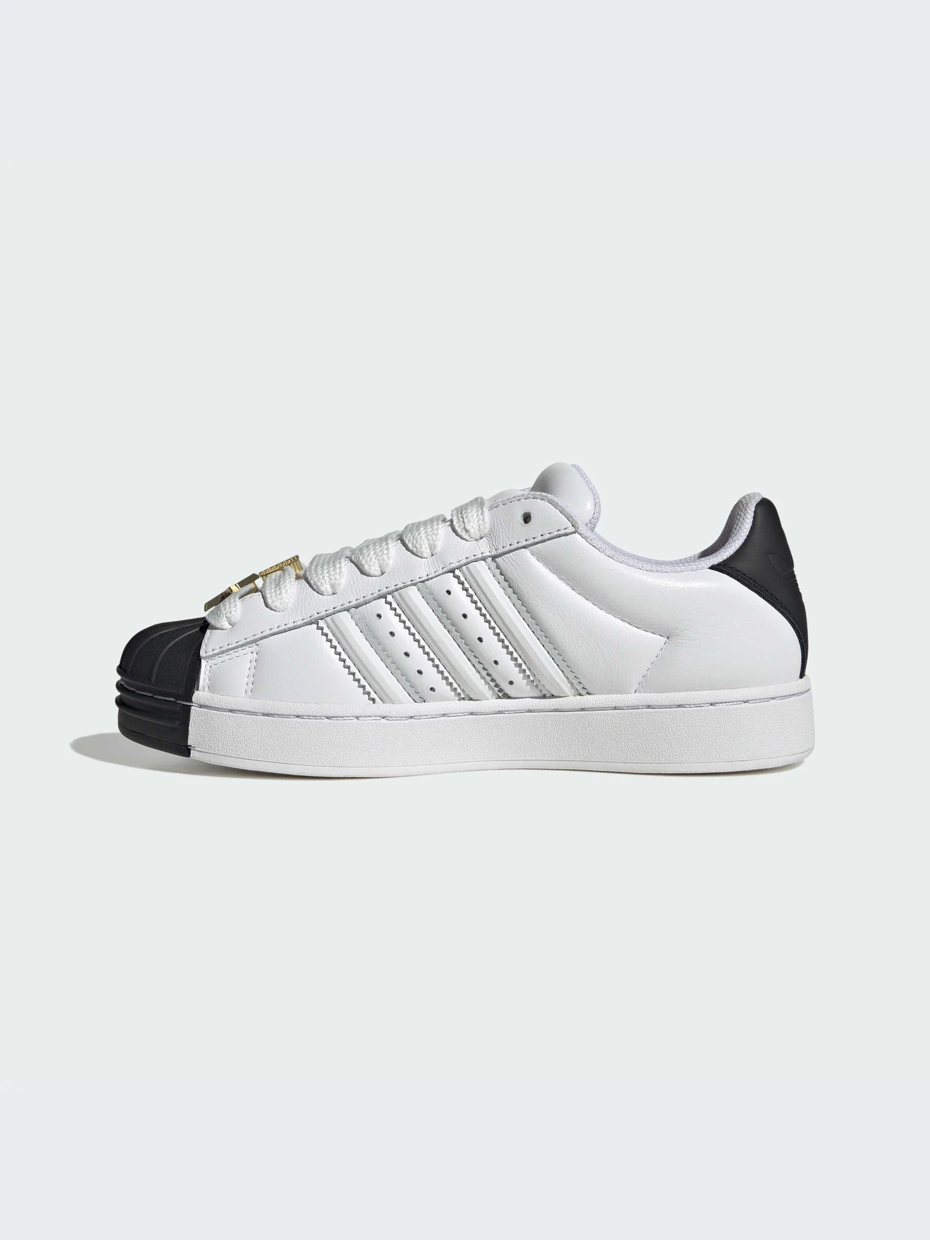 Кроссовки Adidas Superstar модель IH6679-KZ Кроссовки Adidas Superstar модель IH6679-KZ Фото