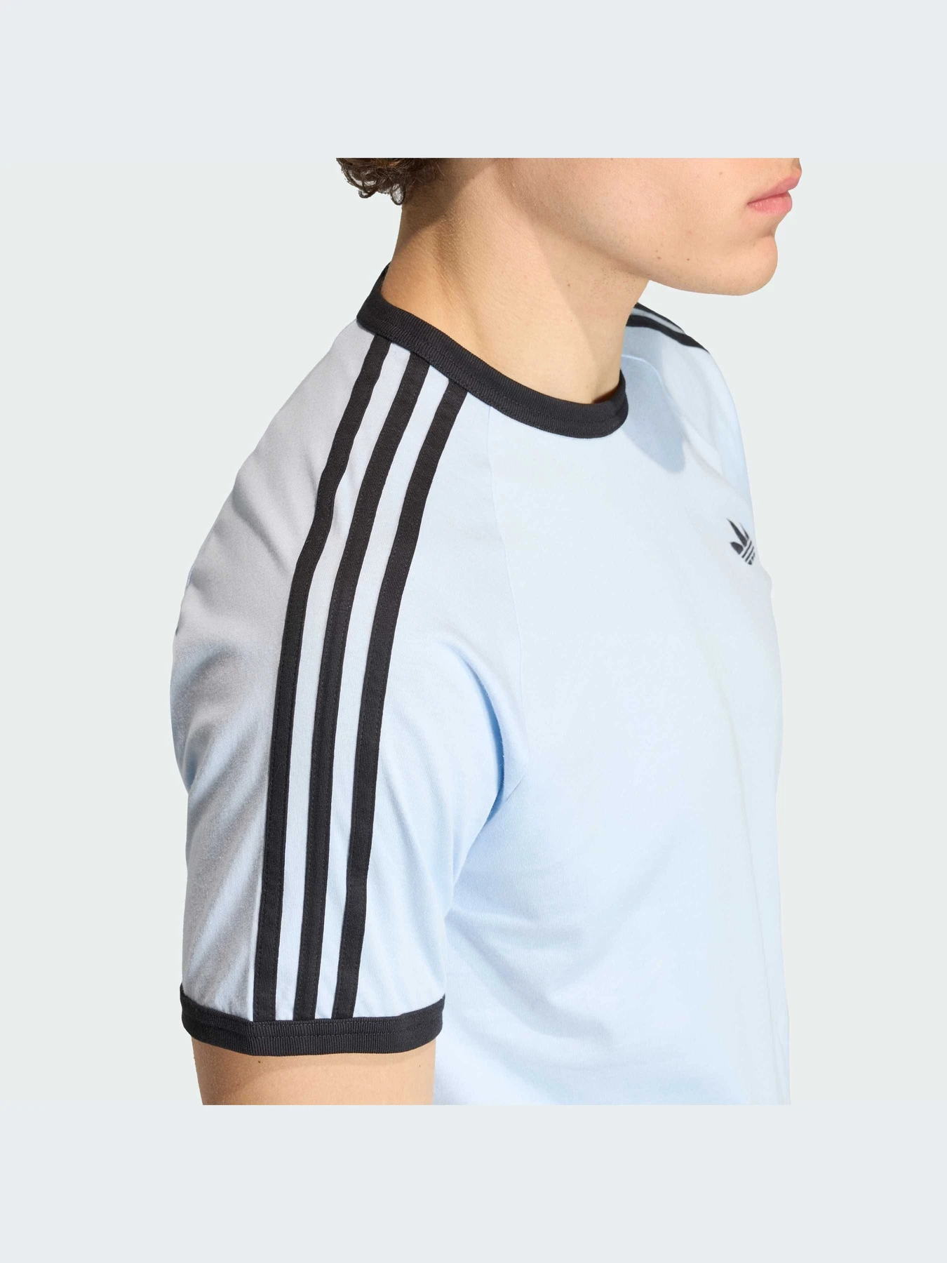 Футболки и поло Adidas модель KE2423-KZ Футболки и поло Adidas модель KE2423-KZ Фото