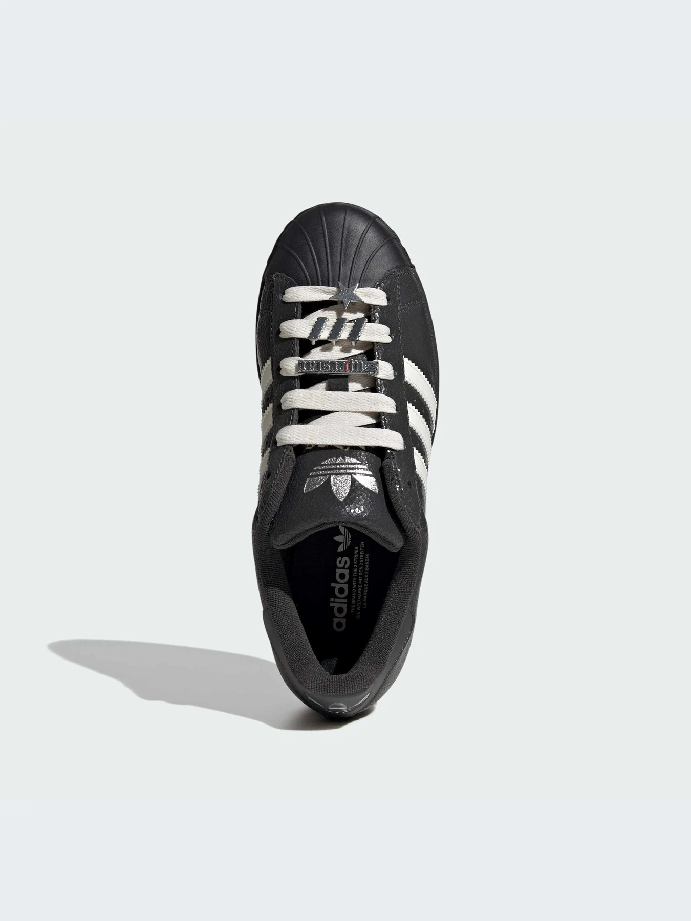 Кроссовки Adidas Superstar модель IH1628-KZ Кроссовки Adidas Superstar модель IH1628-KZ Фото