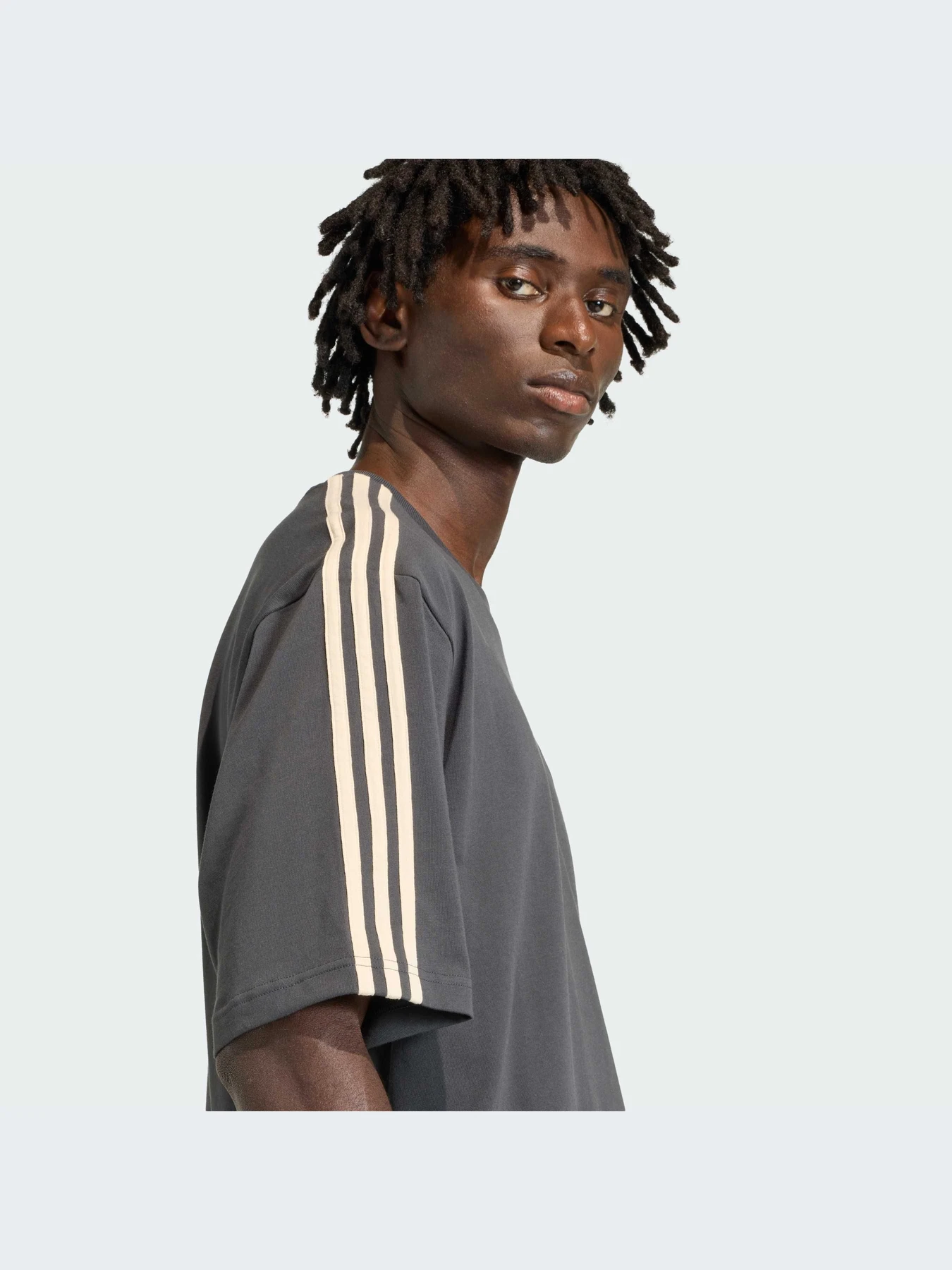 Футболки и поло Adidas модель KE1587-KZ Футболки и поло Adidas модель KE1587-KZ Фото
