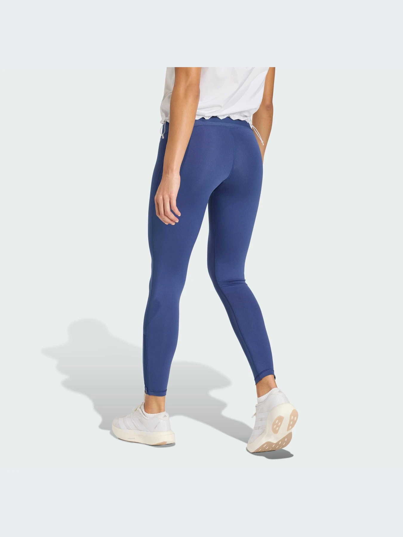 Брюки Adidas модель KD2718-KZ Брюки Adidas модель KD2718-KZ Фото