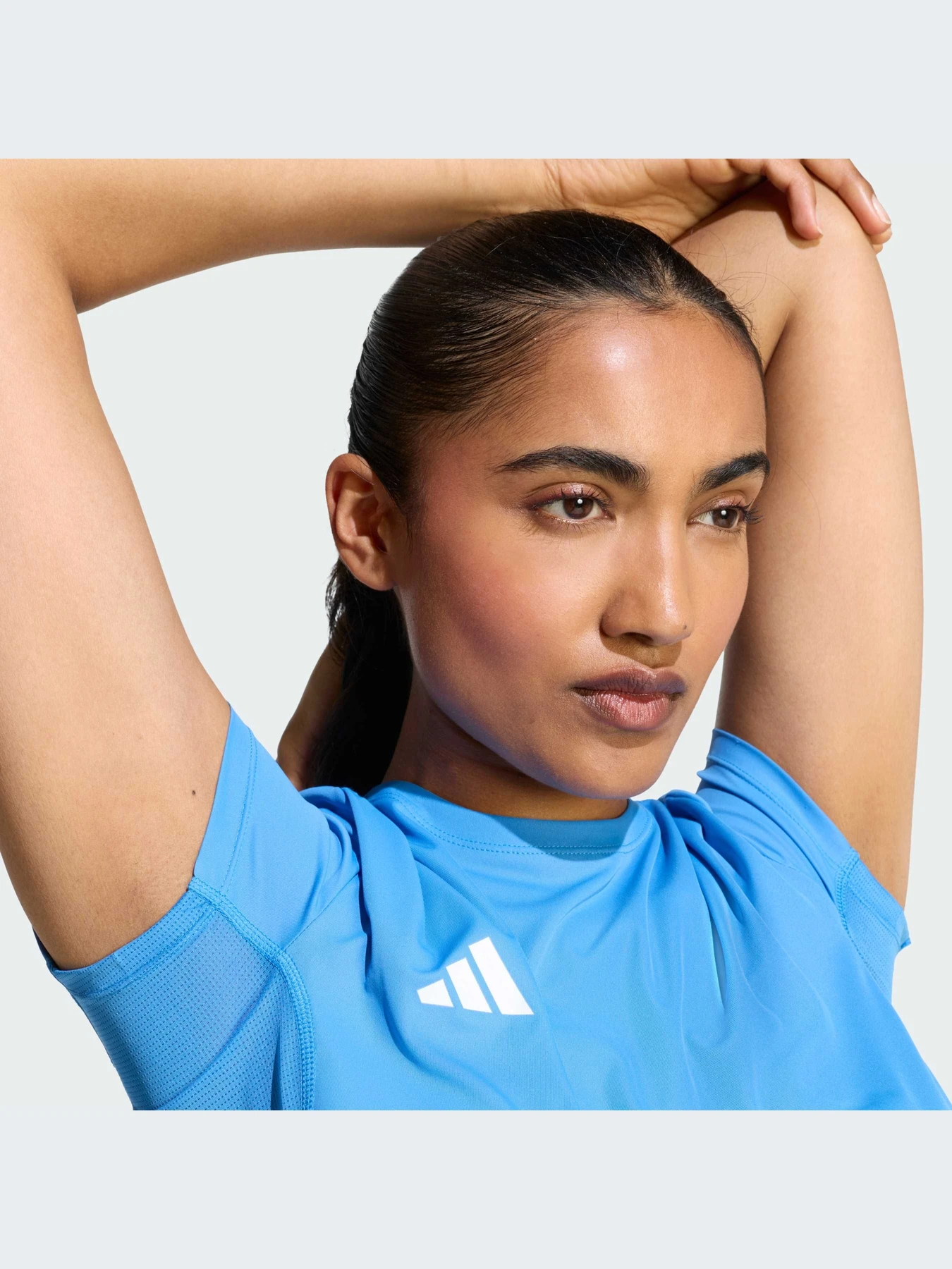 Футболки и поло Adidas модель KA2946-KZ Футболки и поло Adidas модель KA2946-KZ Фото