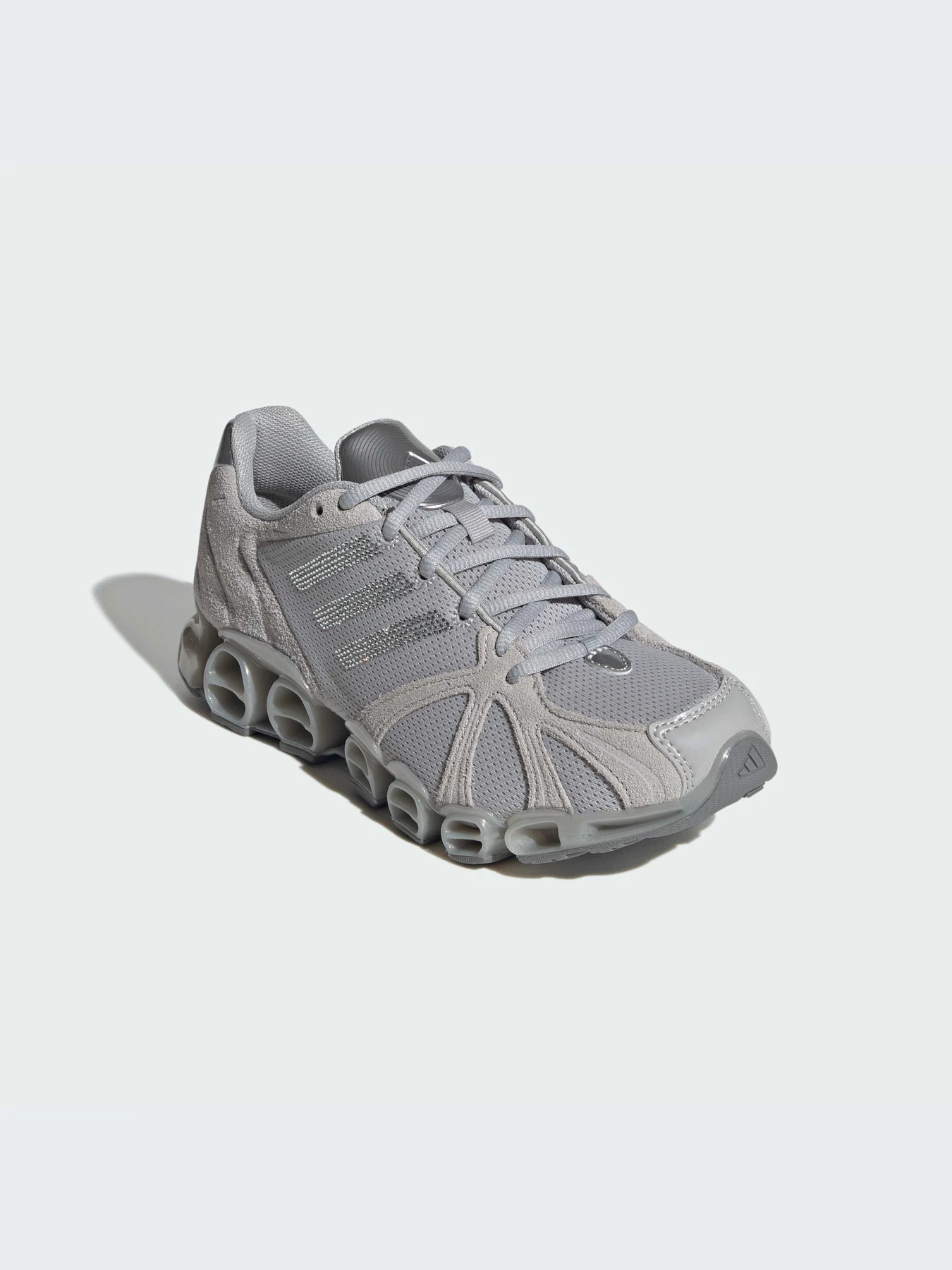 Кроссовки Adidas модель IH4392-KZ Кроссовки Adidas модель IH4392-KZ Фото