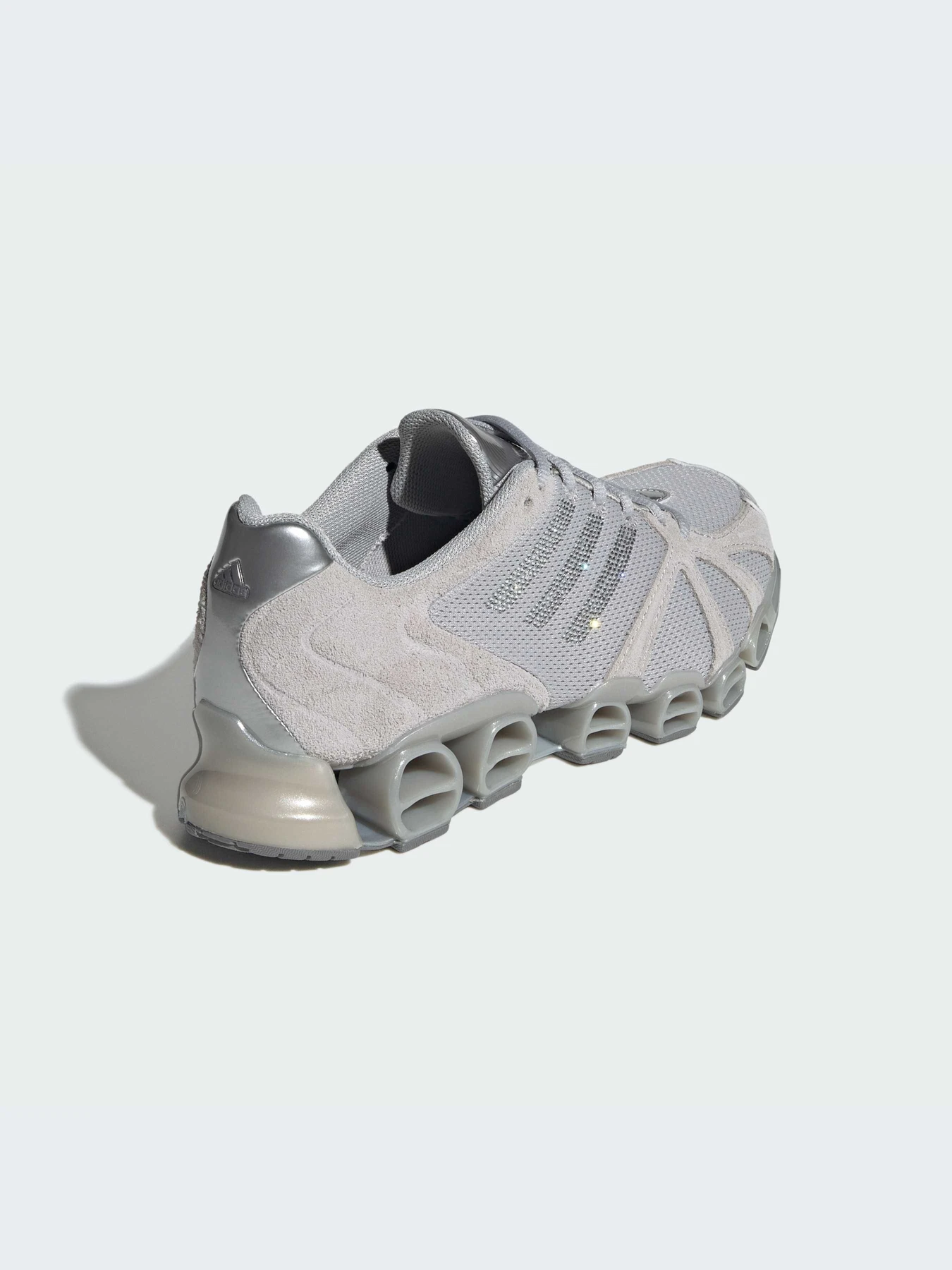 Кроссовки Adidas модель IH4392-KZ Кроссовки Adidas модель IH4392-KZ Фото